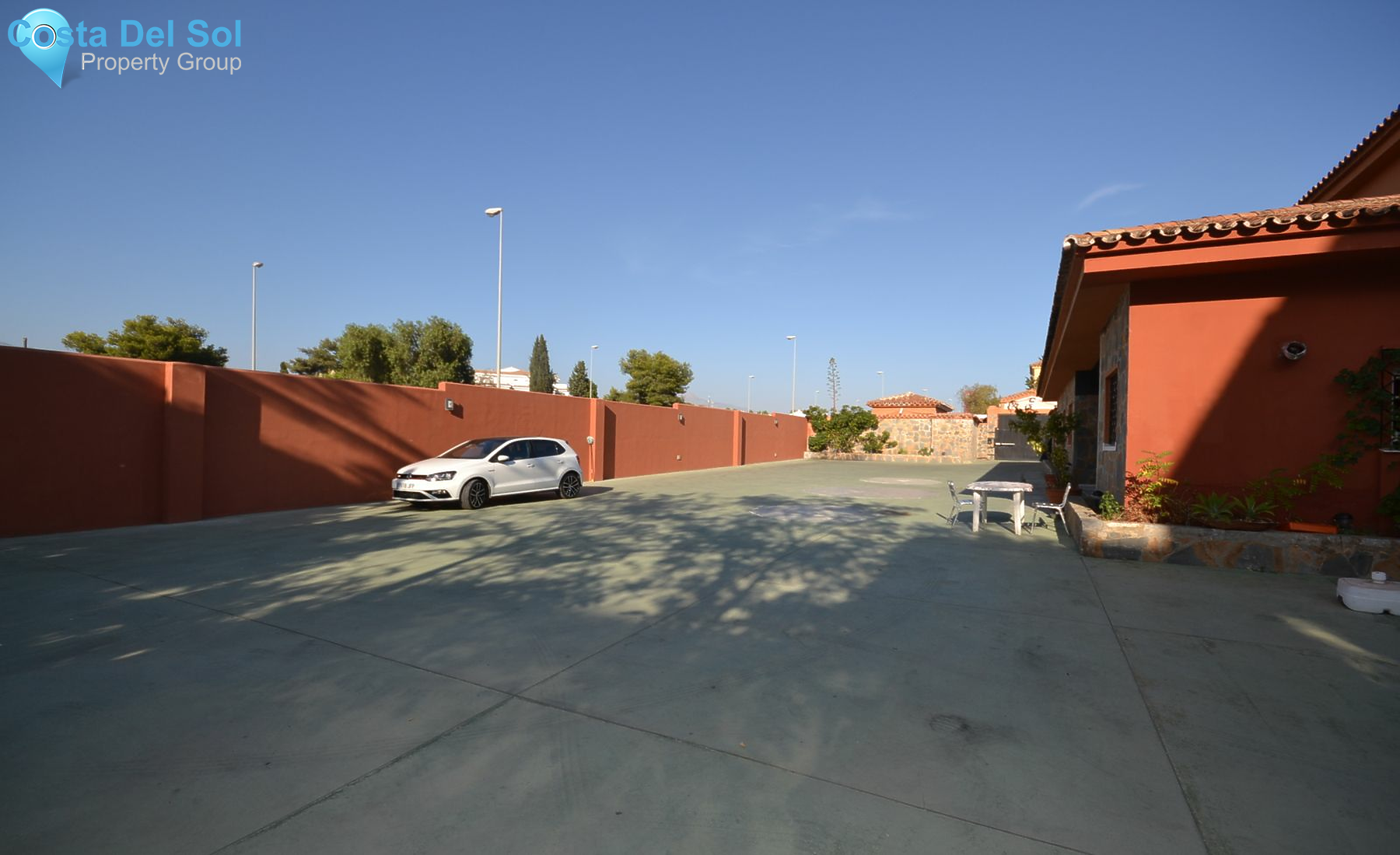 Detached Villa in El Paraiso-1468133