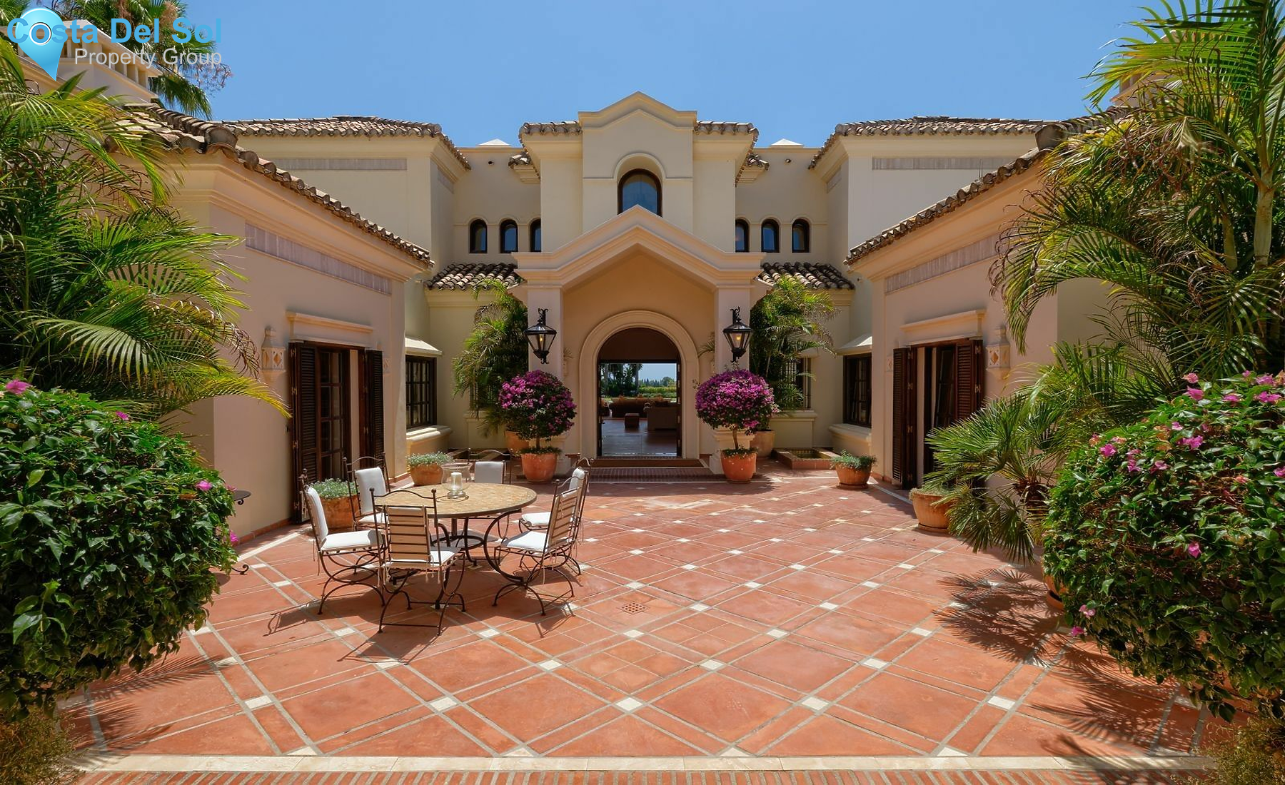 Detached Villa in Marbella-1214048