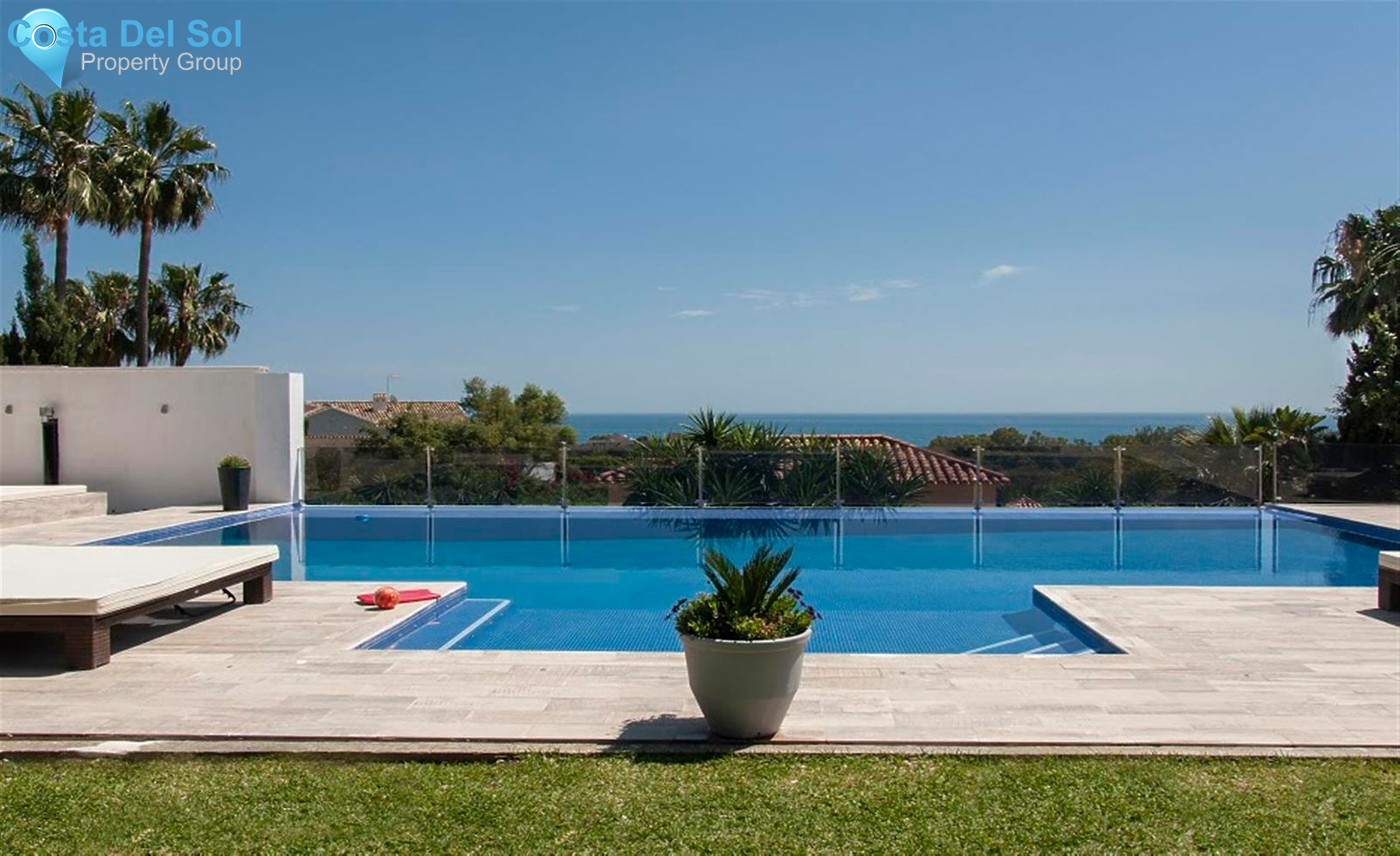 Detached Villa in Marbella-1486563