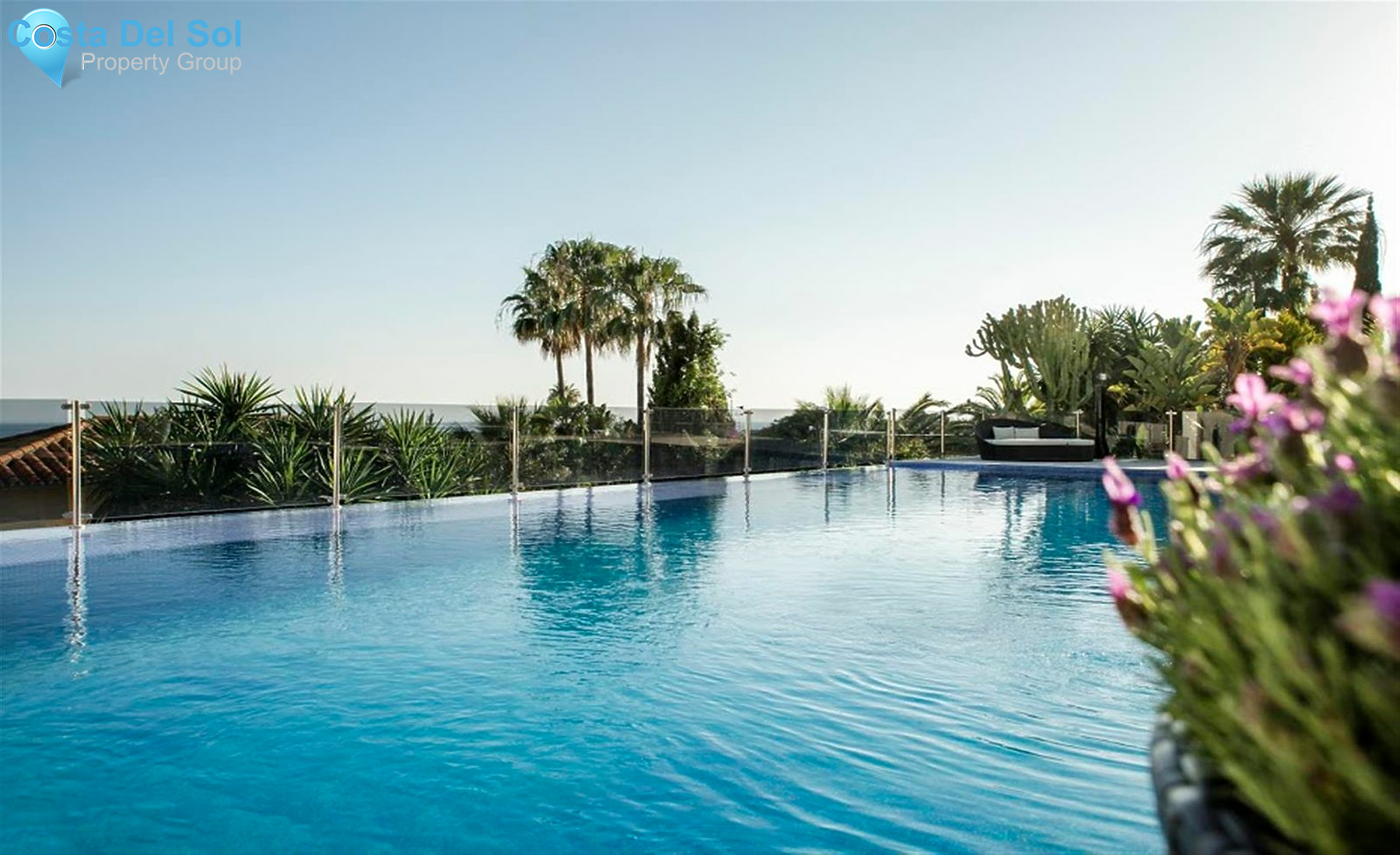 Detached Villa in Marbella-1486569