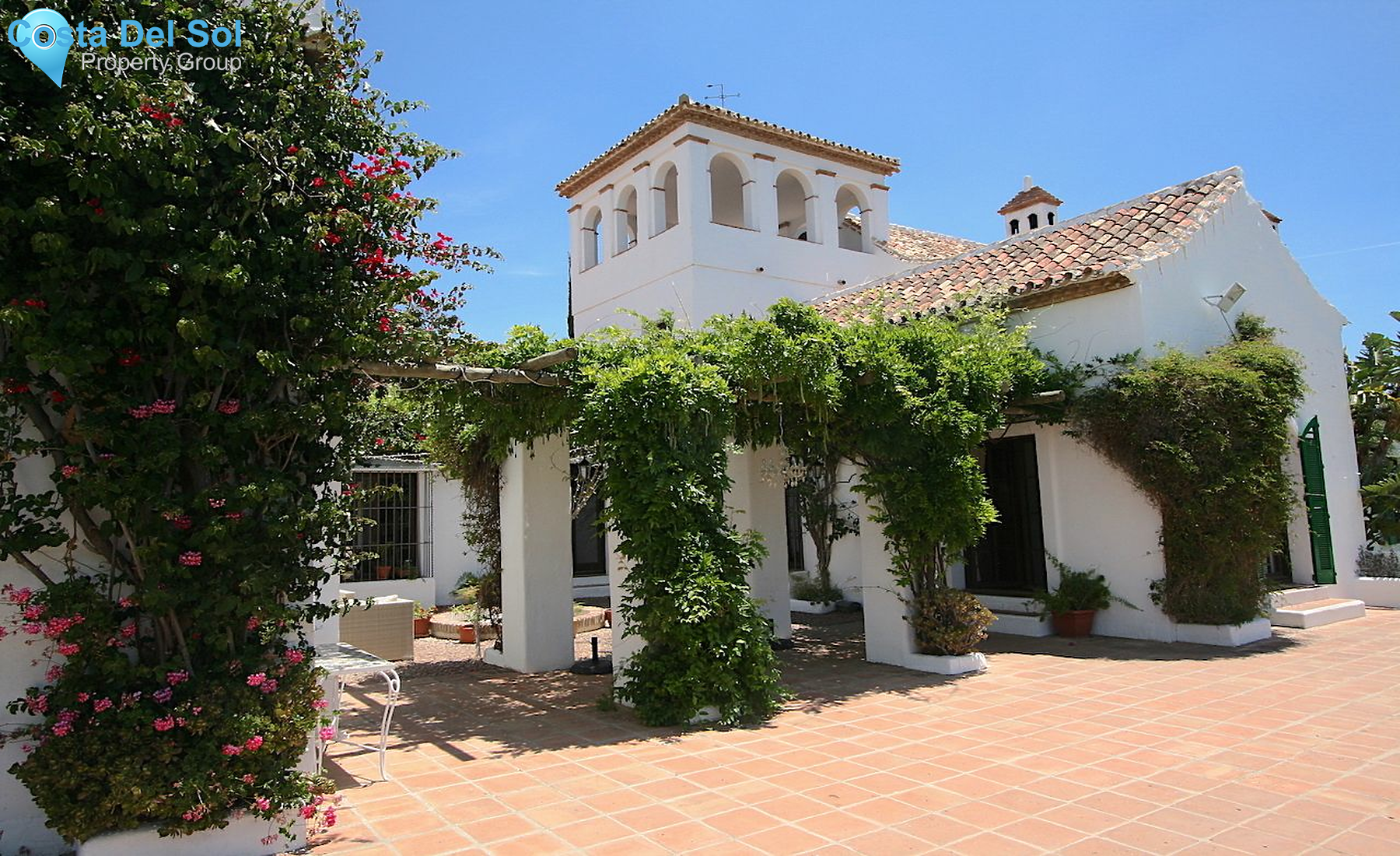 Detached Villa in Mijas Costa-1187198