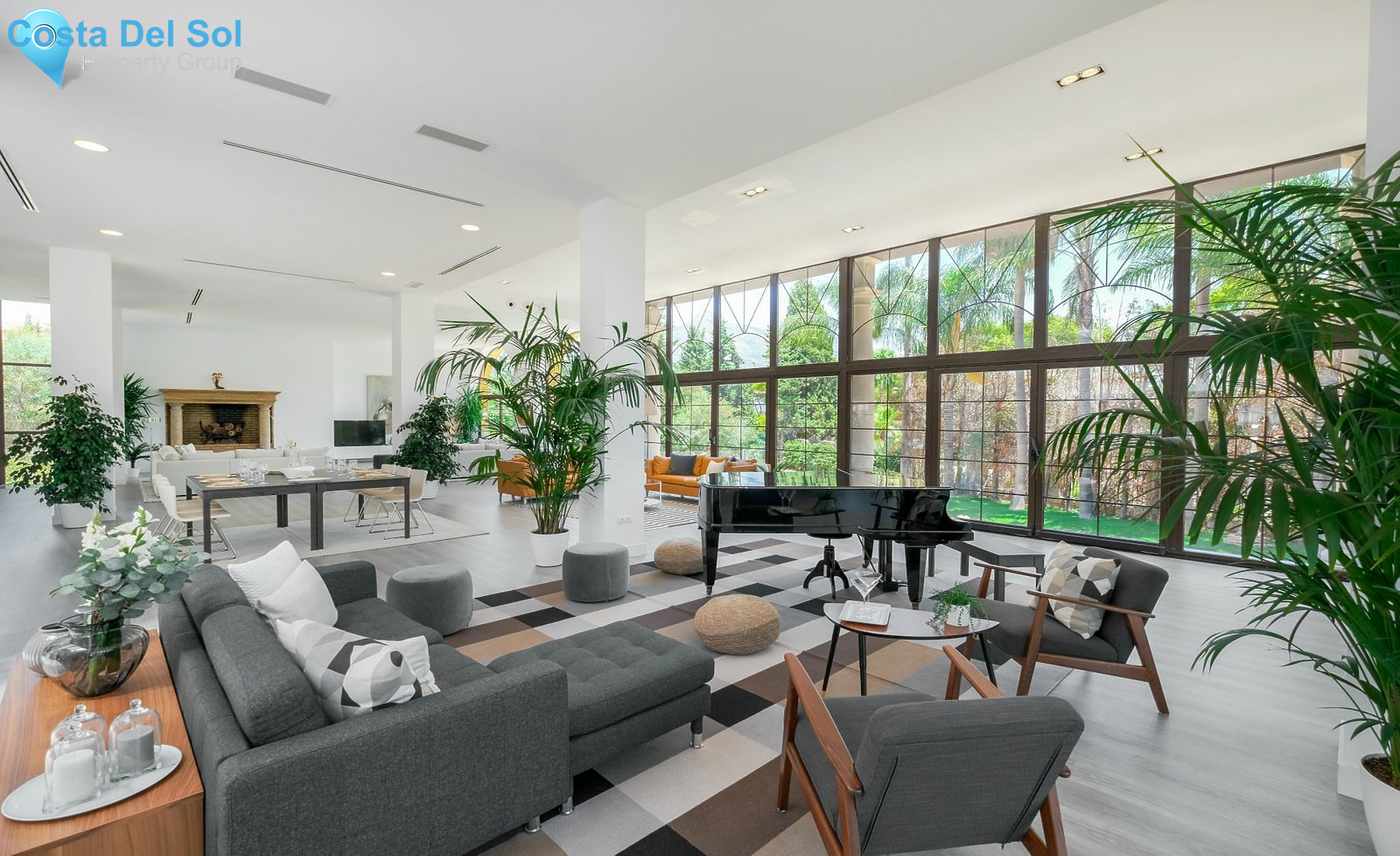 Detached Villa in Nueva Andalucía-1155042