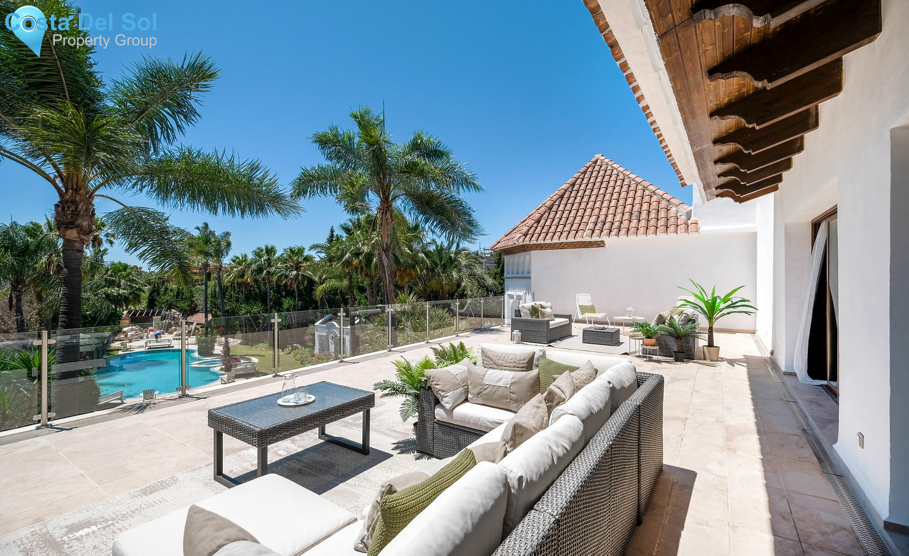 Detached Villa in Nueva Andalucía-1155046