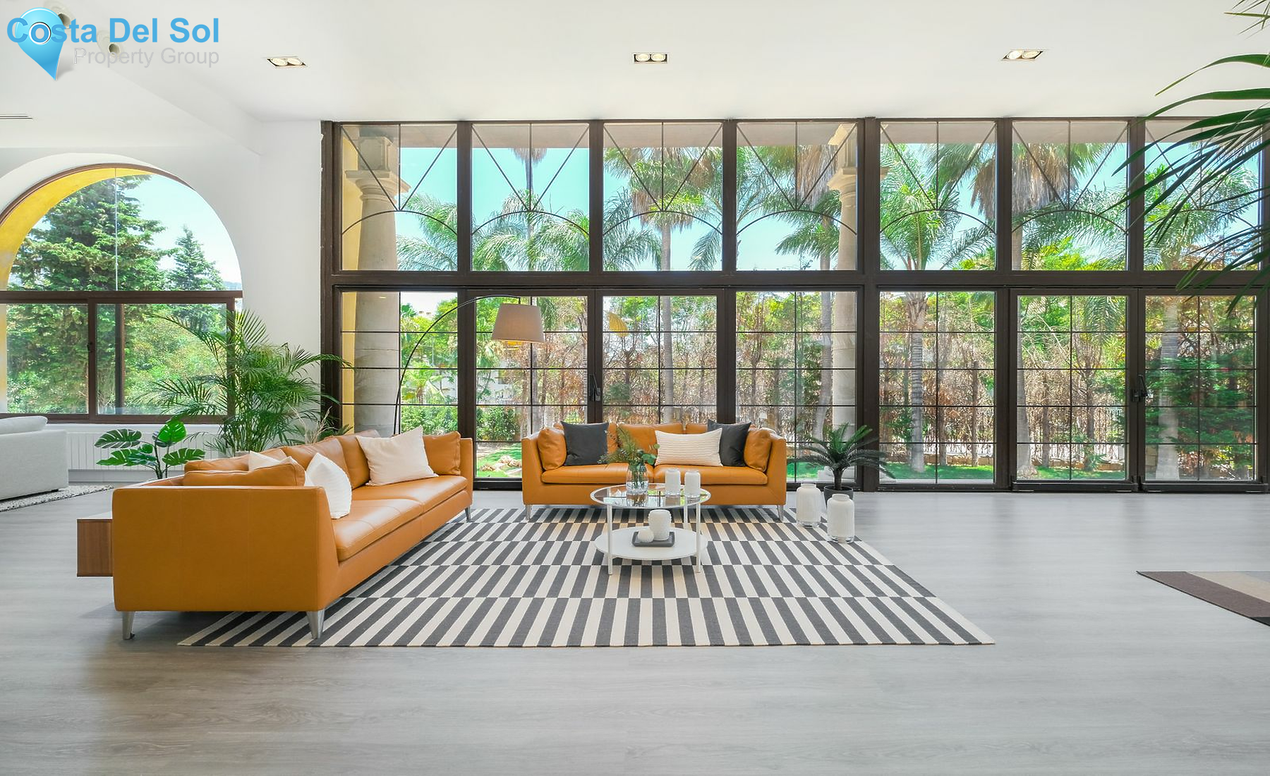 Detached Villa in Nueva Andalucía-1155037