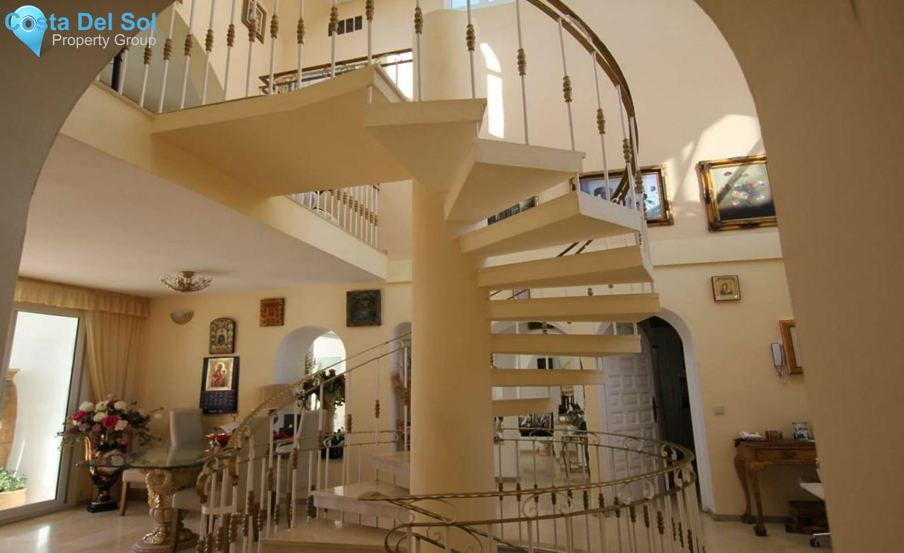 Detached Villa in Riviera del Sol-1486862