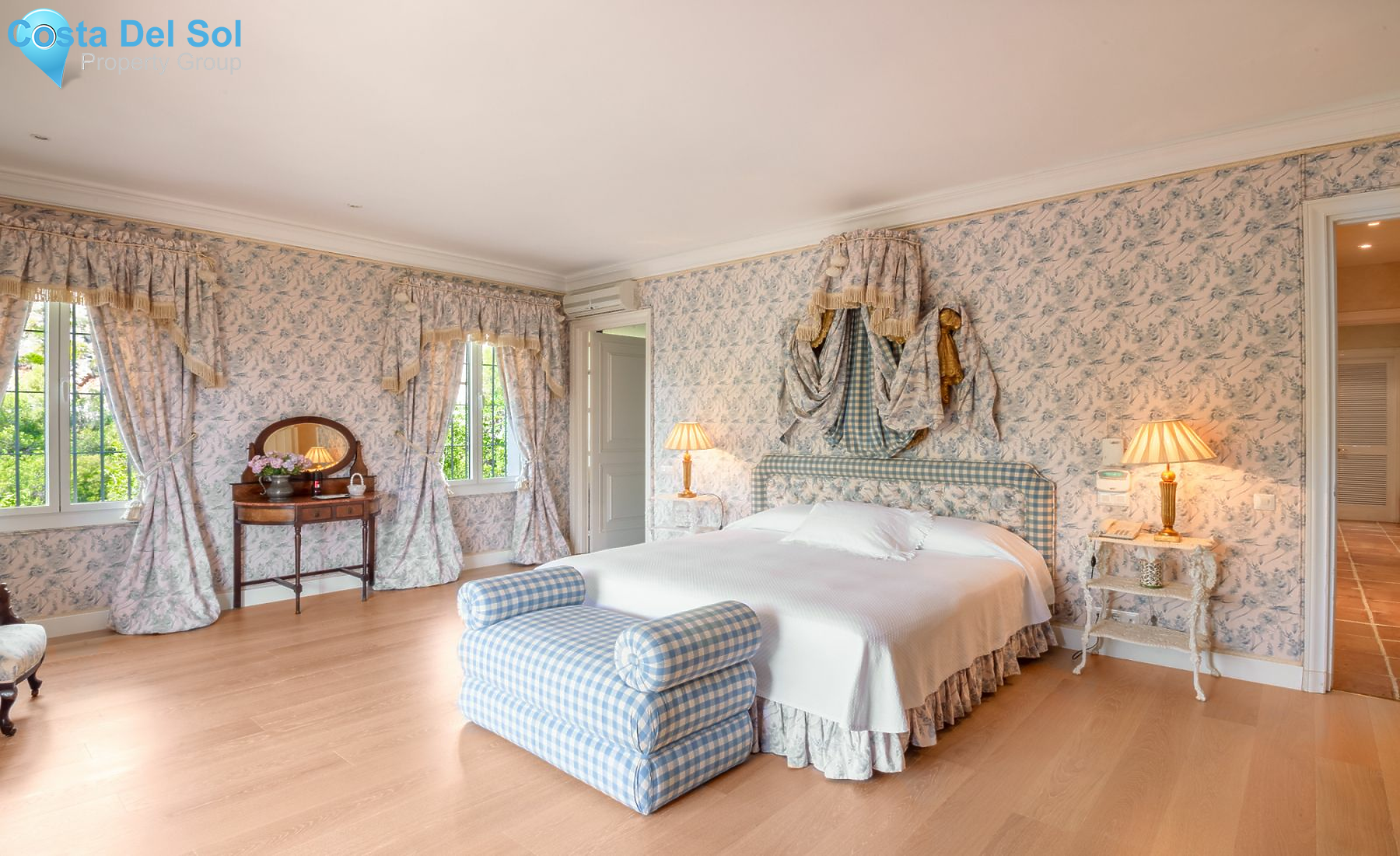 Detached Villa in Sierra Blanca-1397368