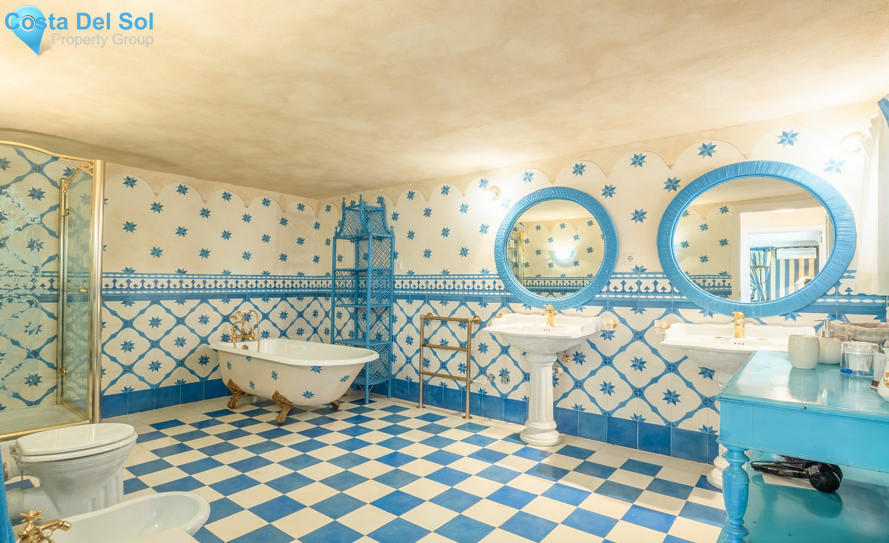 Detached Villa in Sierra Blanca-1397370