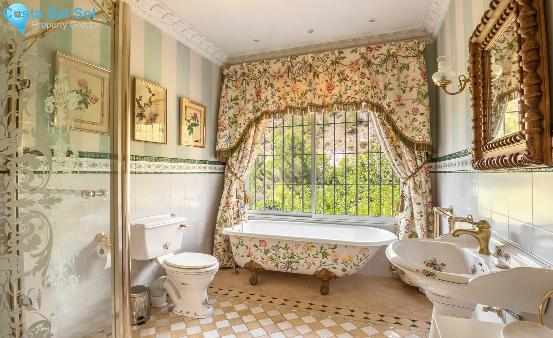 Detached Villa in Sierra Blanca-1397372