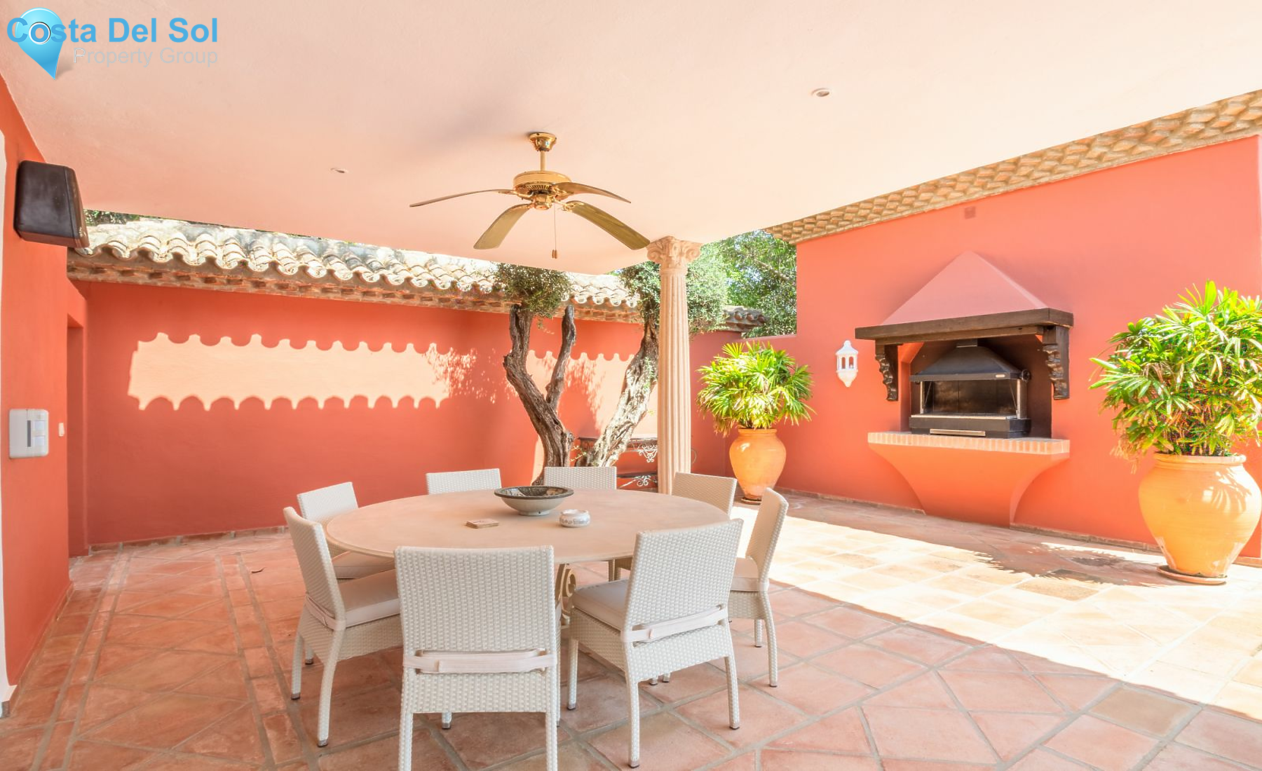 Detached Villa in Sierra Blanca-1449821