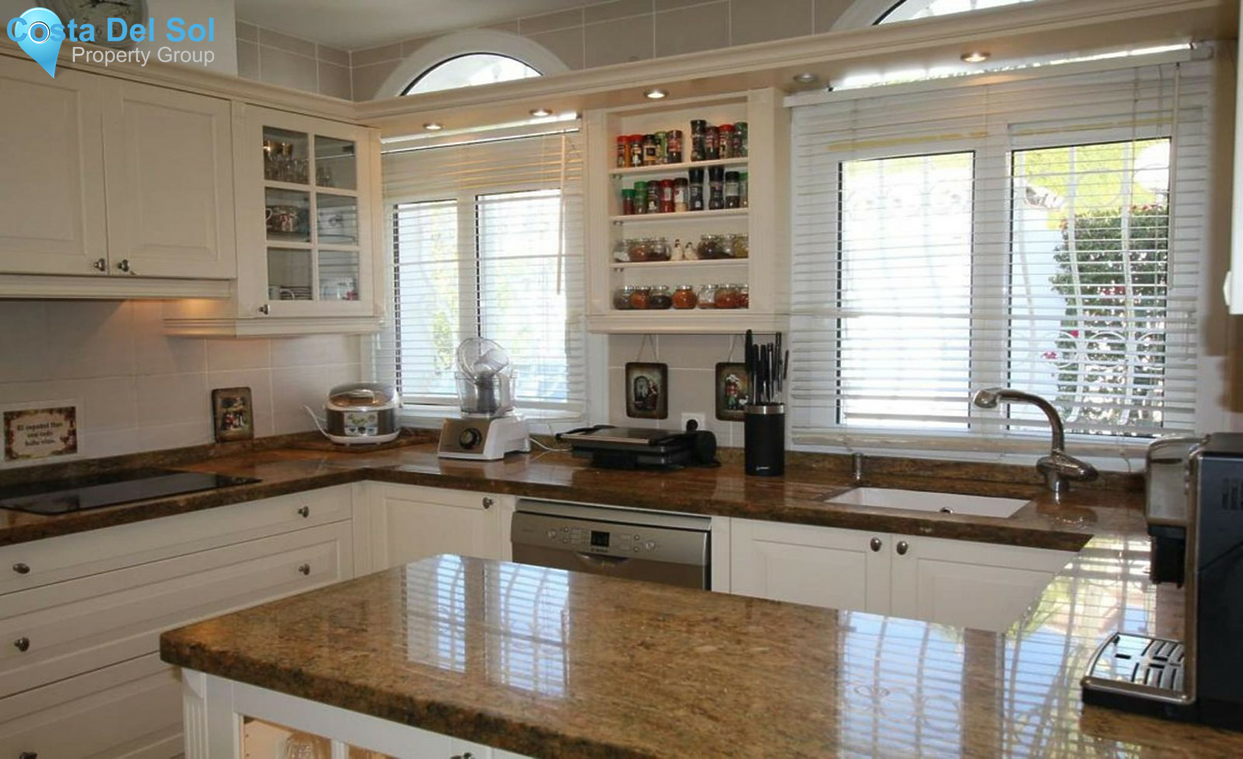 House in Riviera del Sol-1462881