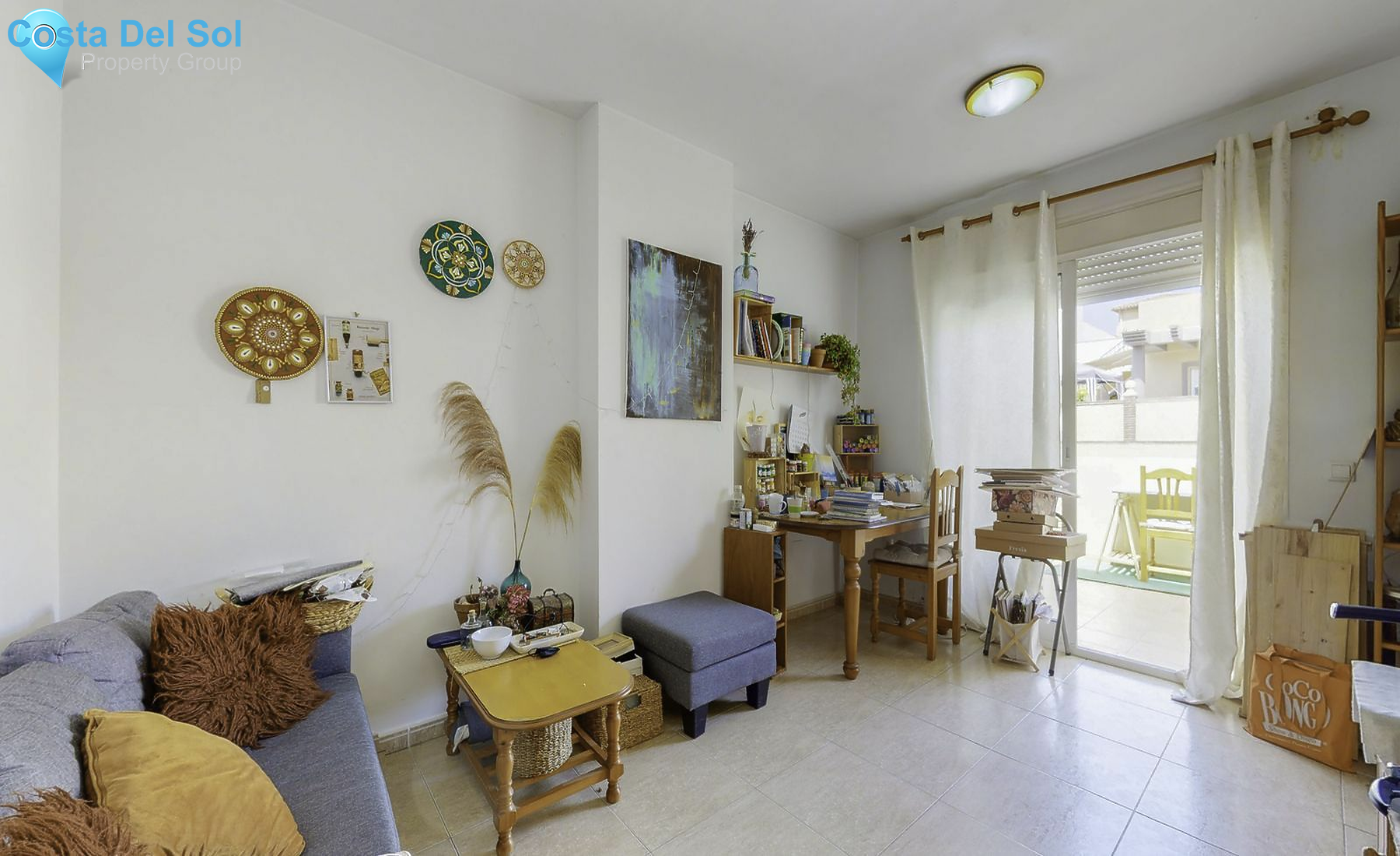 Apartment Complex in Las Lagunas-1427115