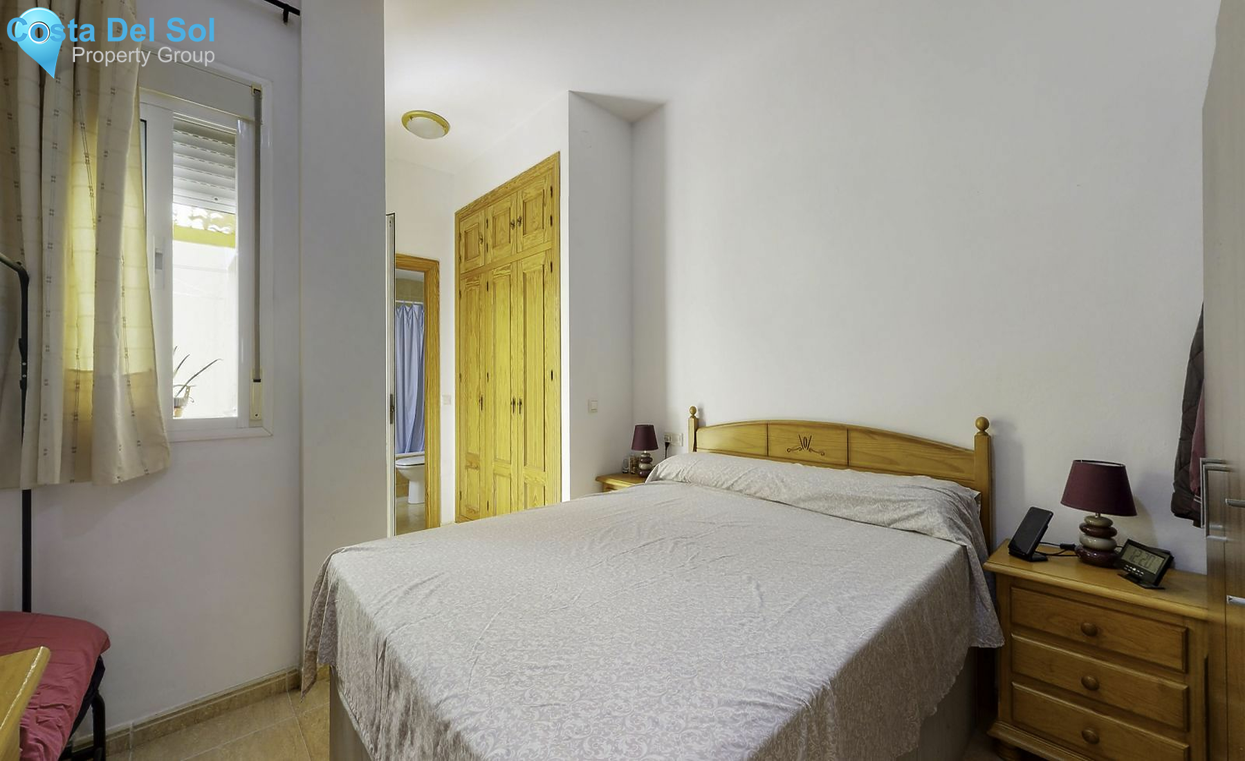 Apartment Complex in Las Lagunas-1427101