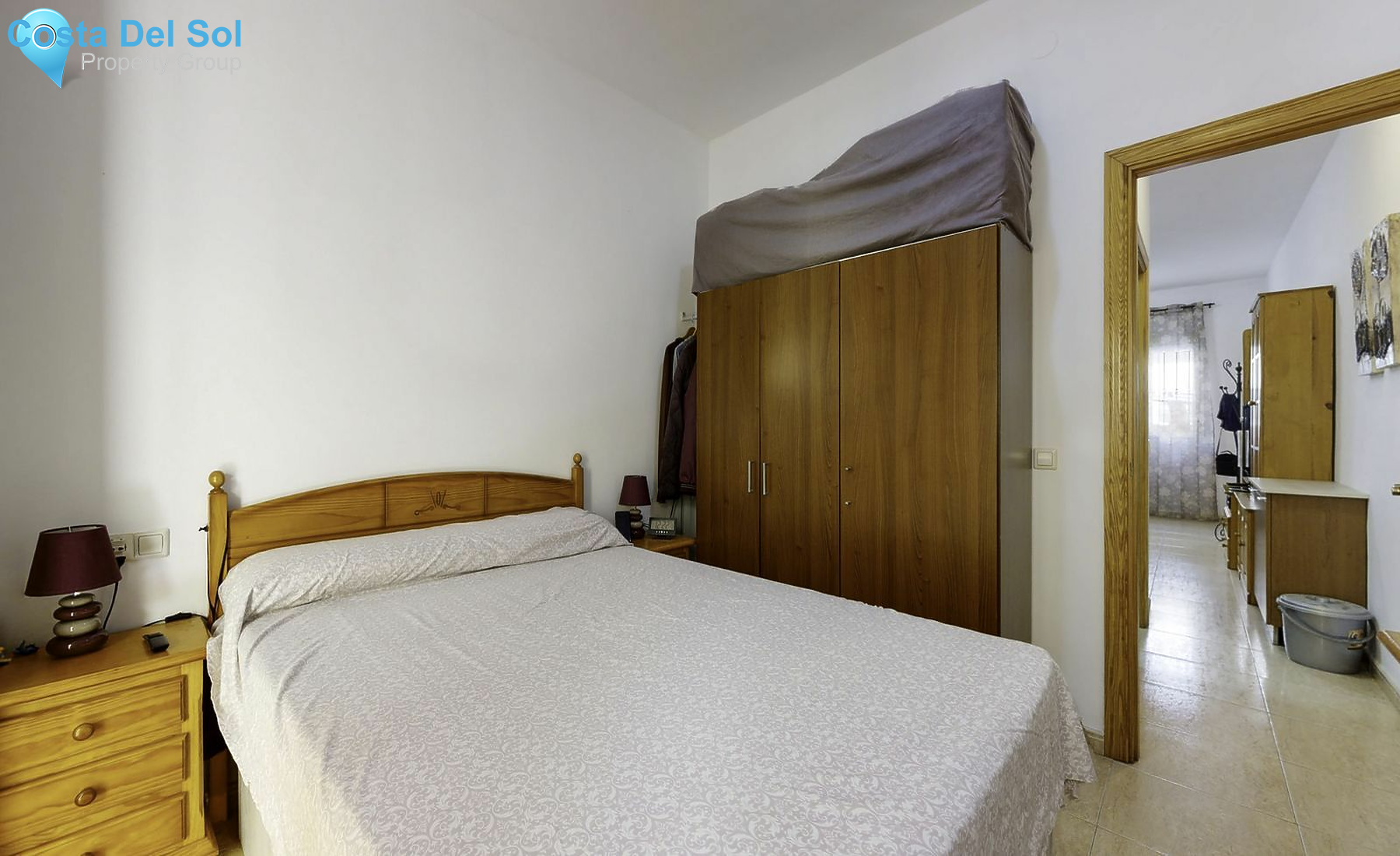 Apartment Complex in Las Lagunas-1427103