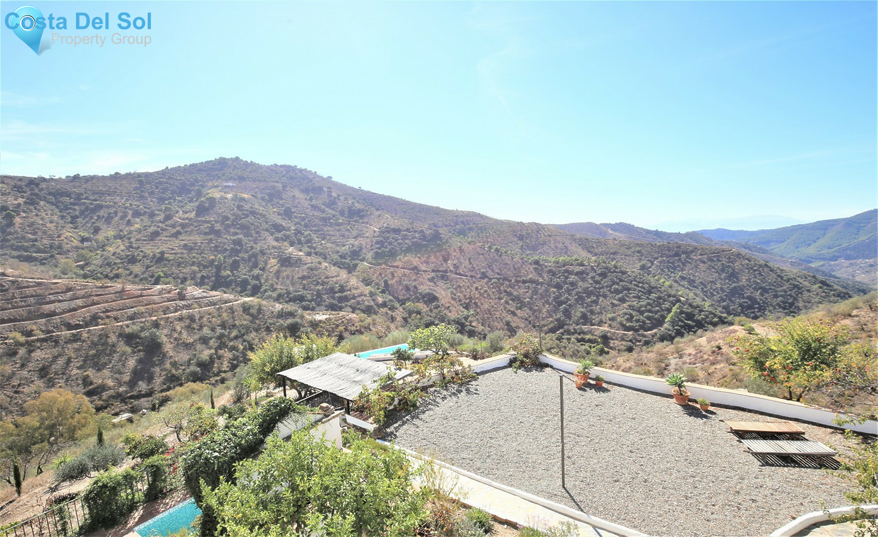 Detached Villa in Olias-710086