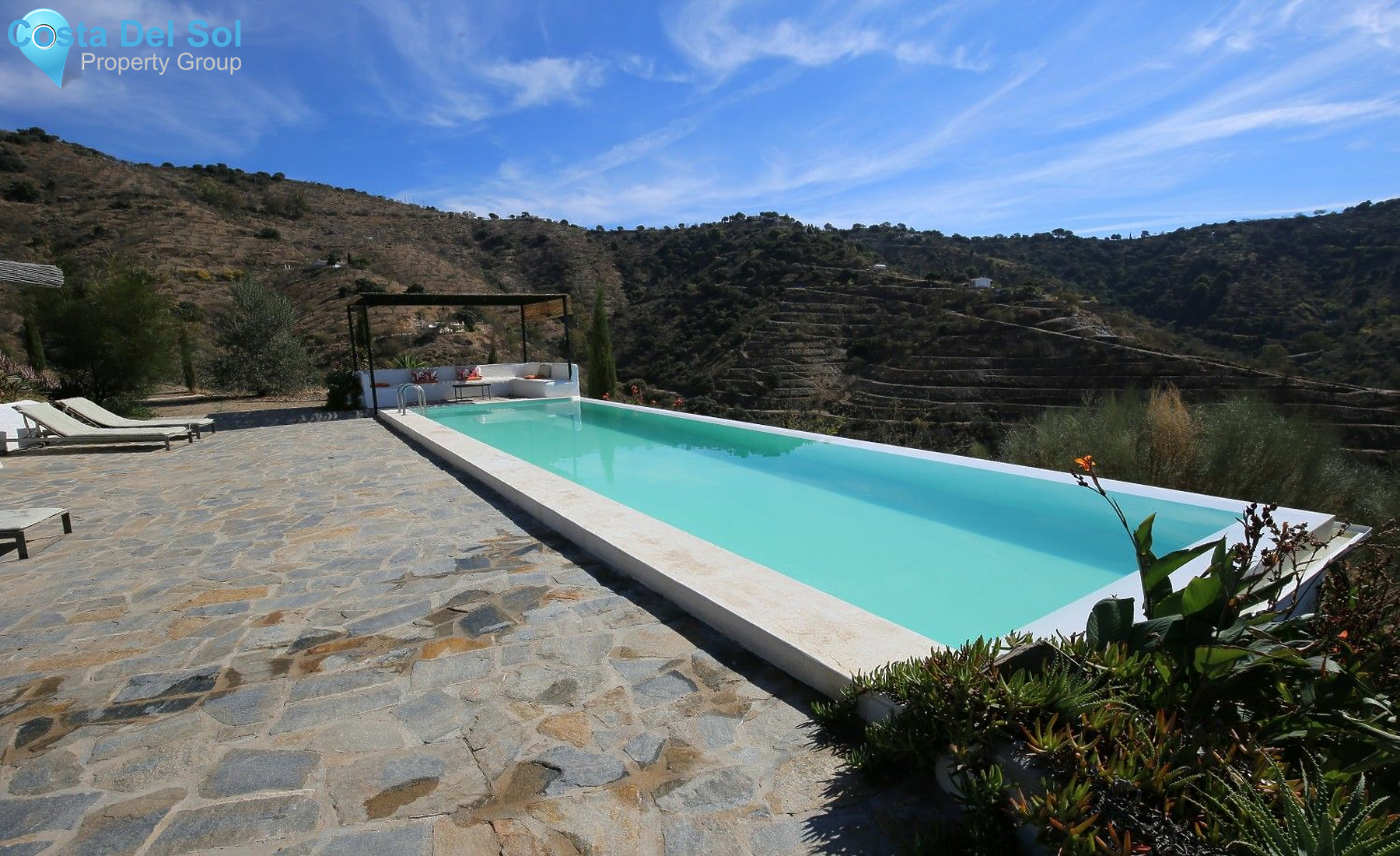 Detached Villa in Olias-1153121