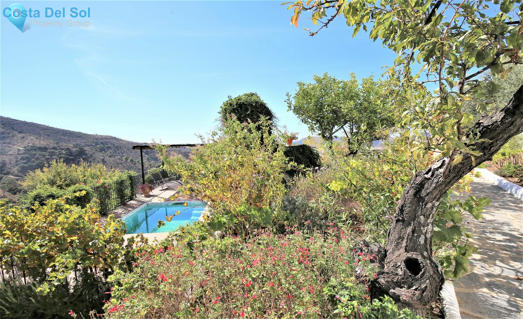Detached Villa in Olias-1153126