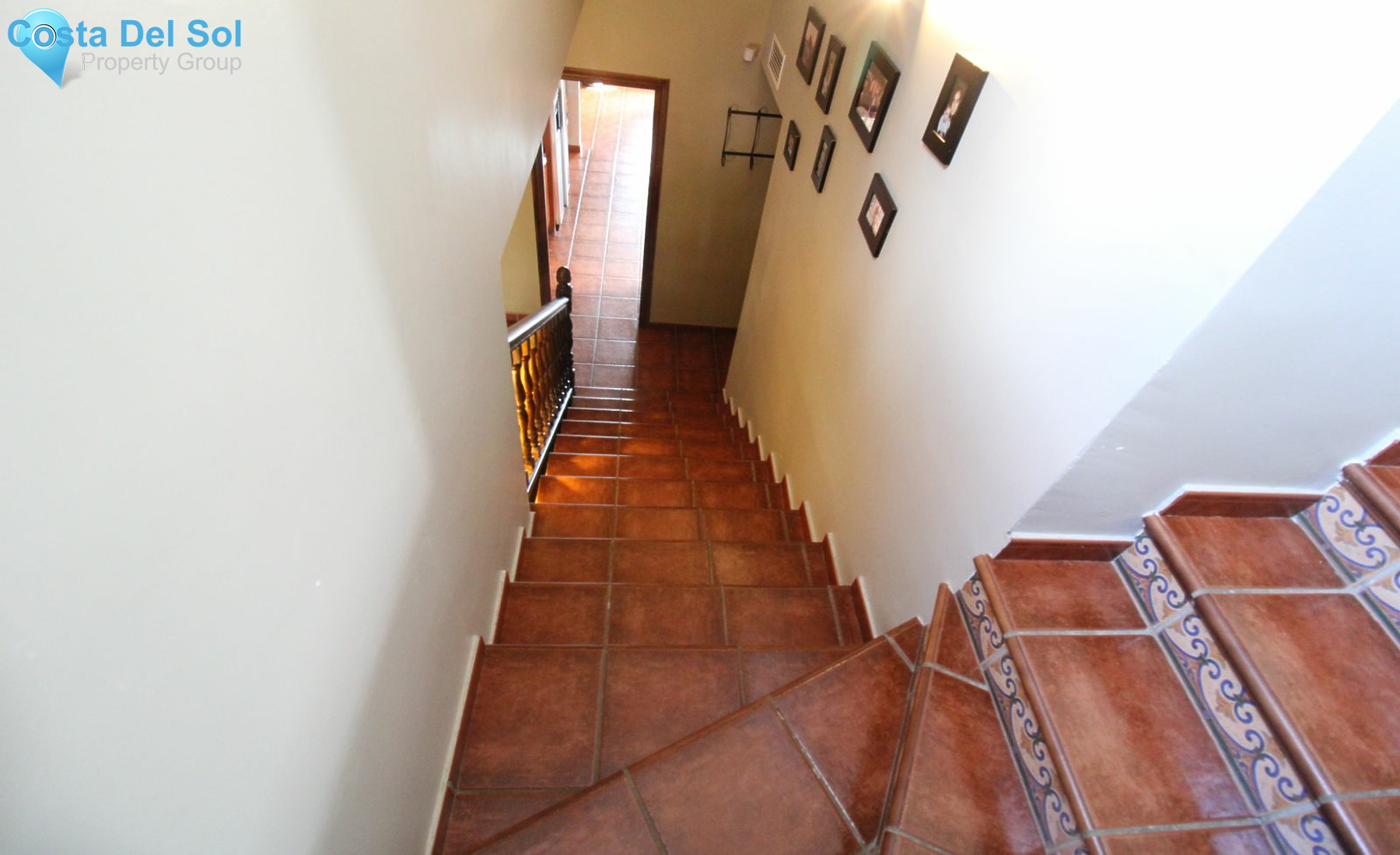 Detached Villa in New Golden Mile-1137424