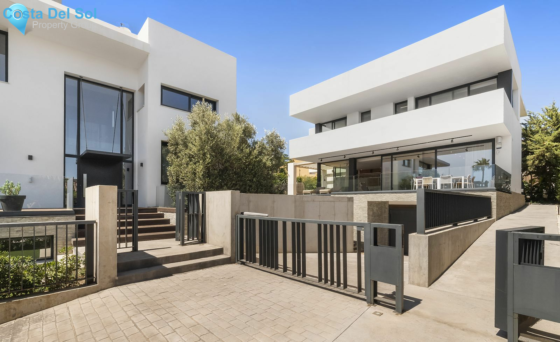 Detached Villa in Marbella