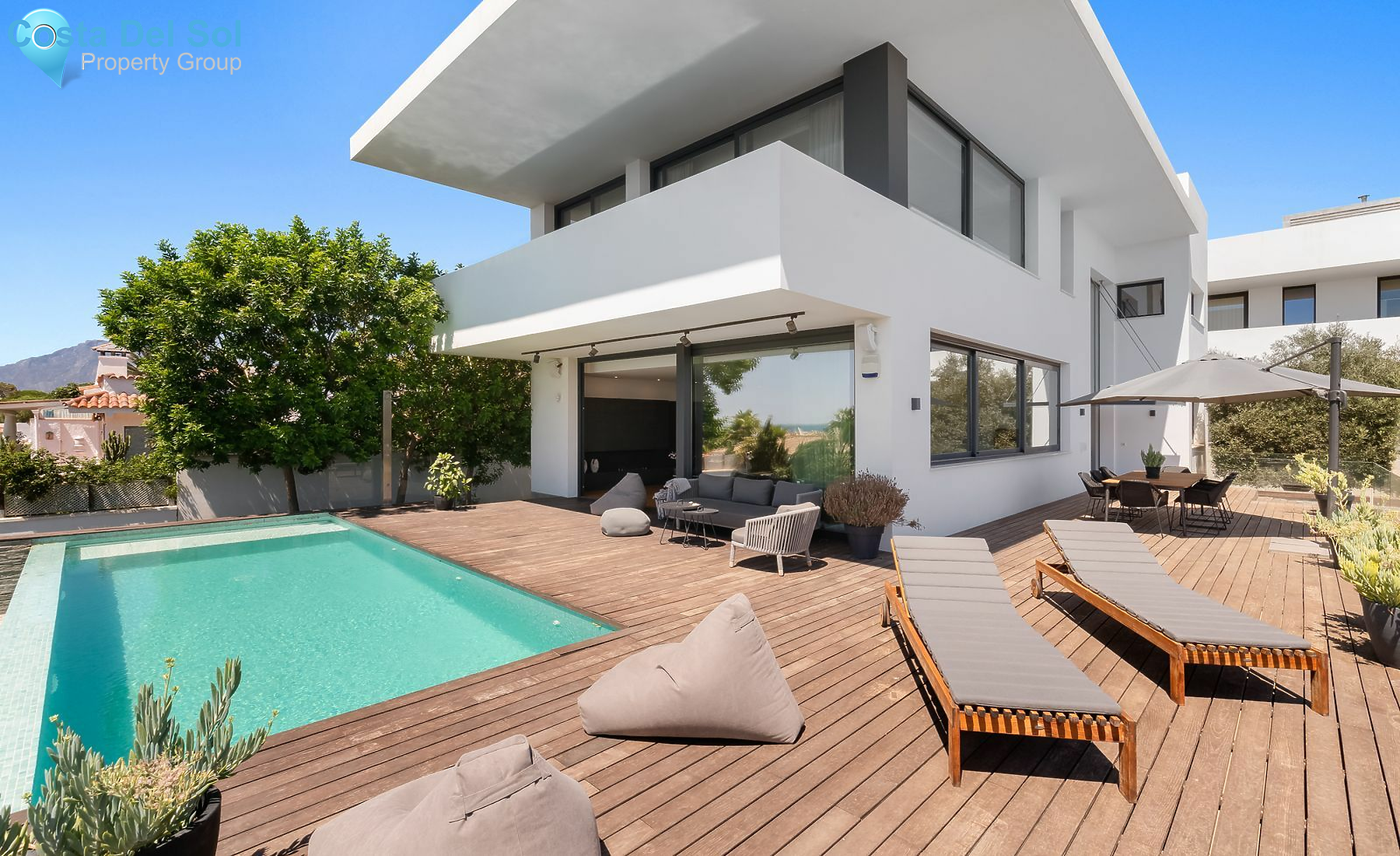 Detached Villa in Marbella-1533905