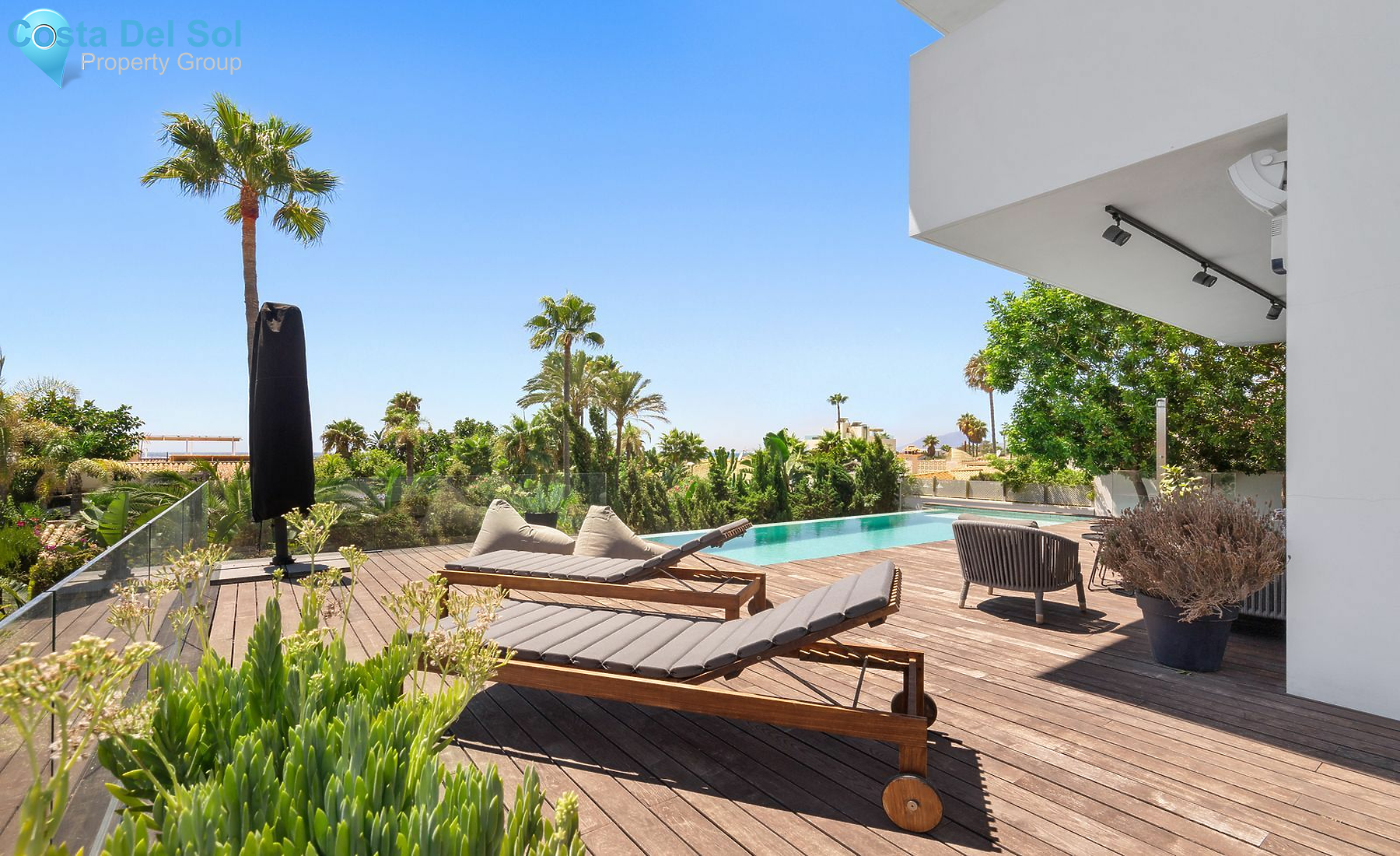 Detached Villa in Marbella-1533906
