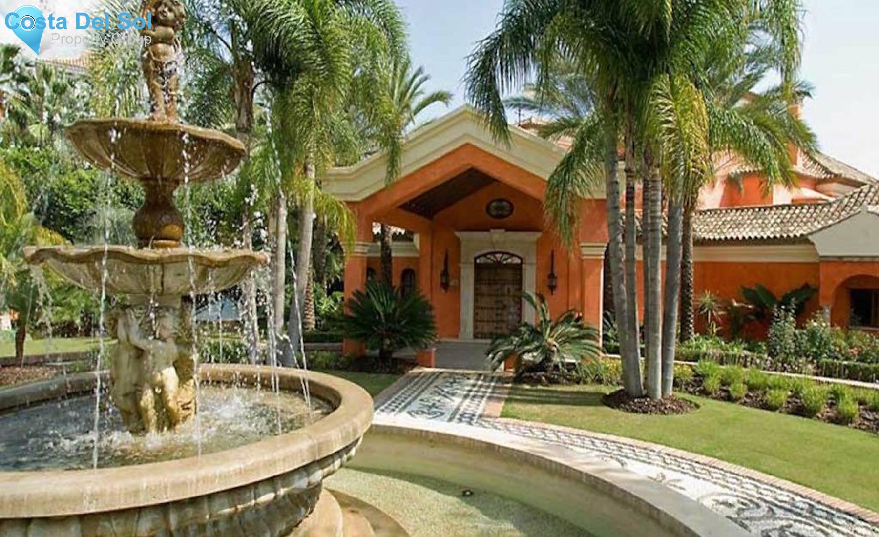 Detached Villa in The Golden Mile-1494484