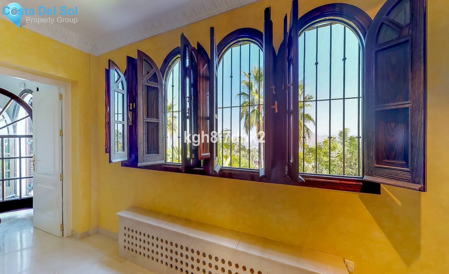 Detached Villa in Alhaurín el Grande-1191911