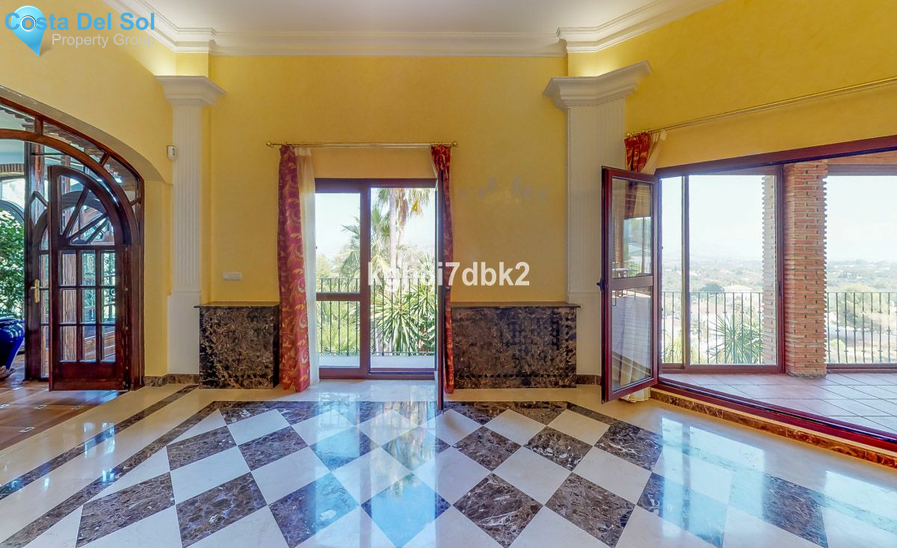 Detached Villa in Alhaurín el Grande-1191910