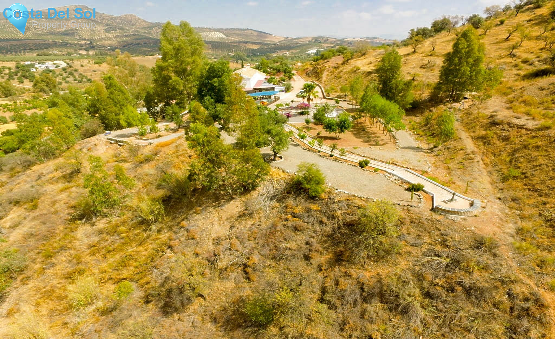 Hotel in Guaro-1291039