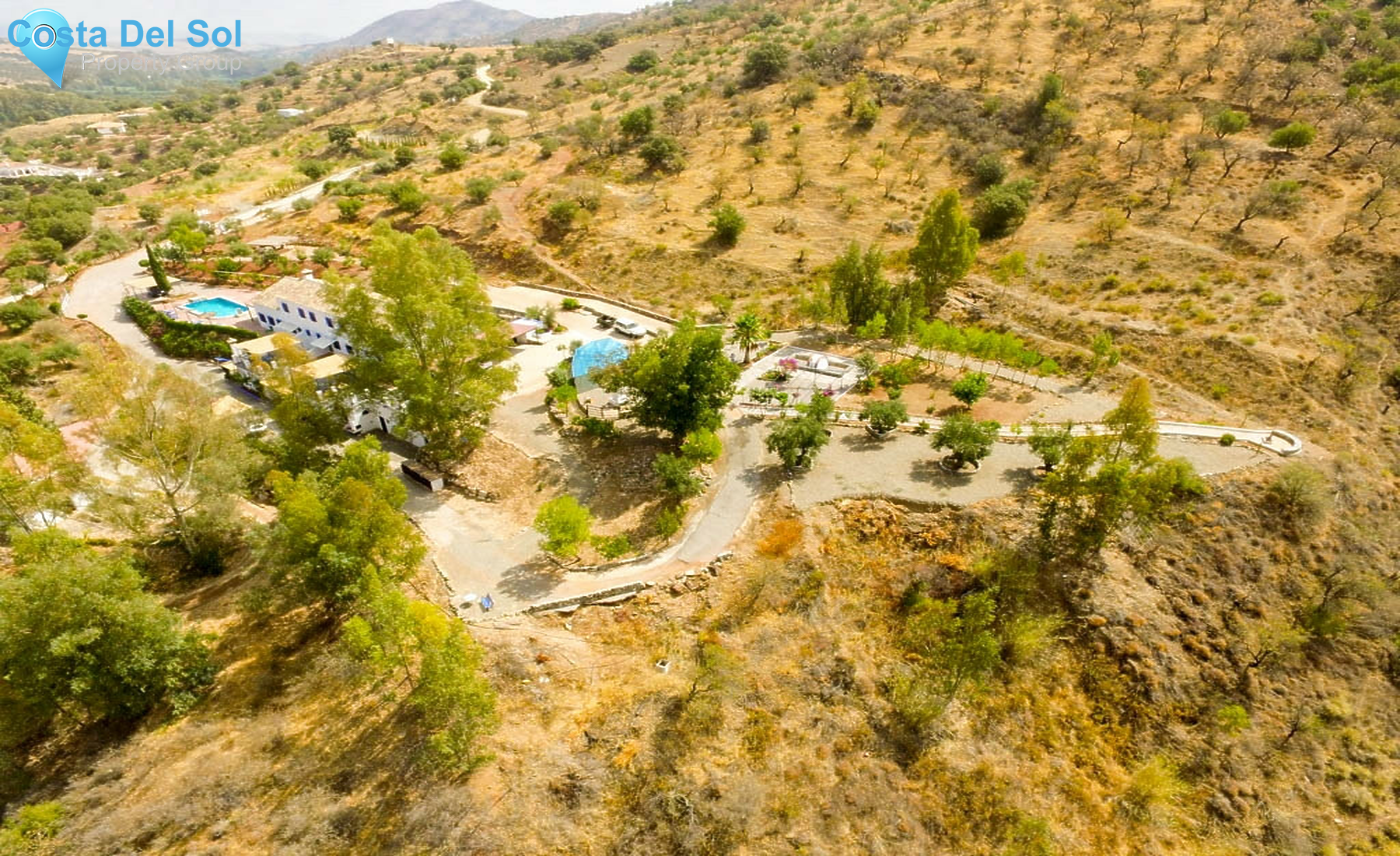 Hotel in Guaro-1291040