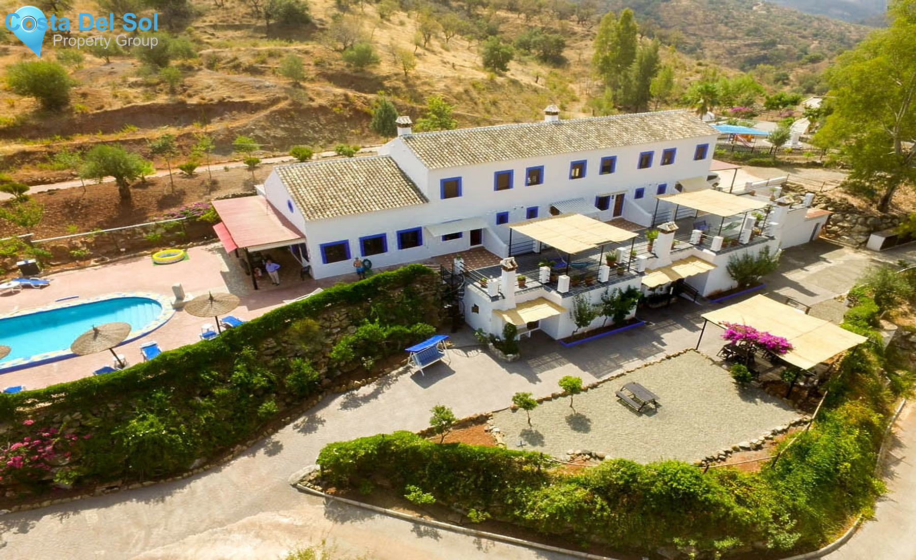 Hotel in Guaro-1291031