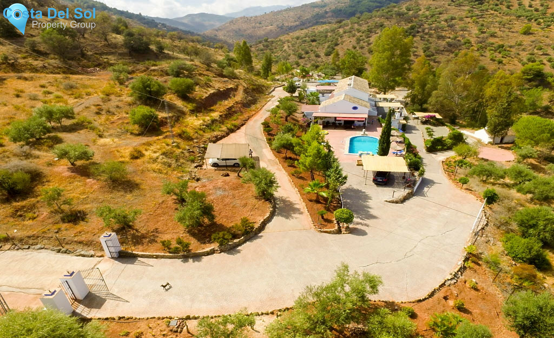 Hotel in Guaro-1291033