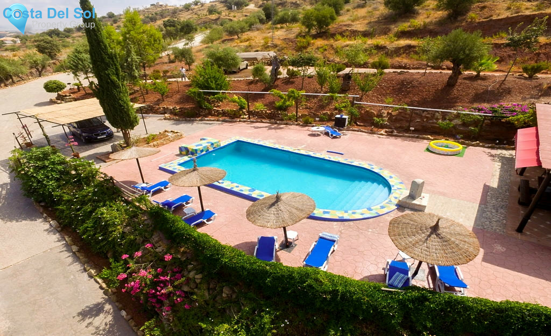 Hotel in Guaro-1291034