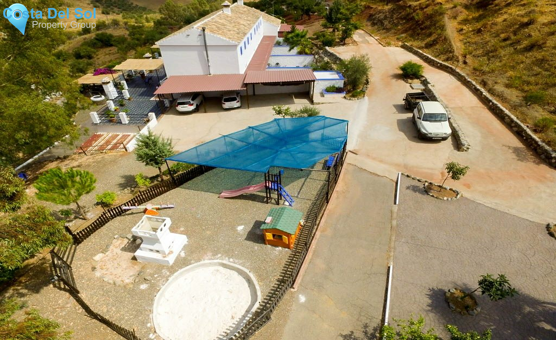 Hotel in Guaro-1147646