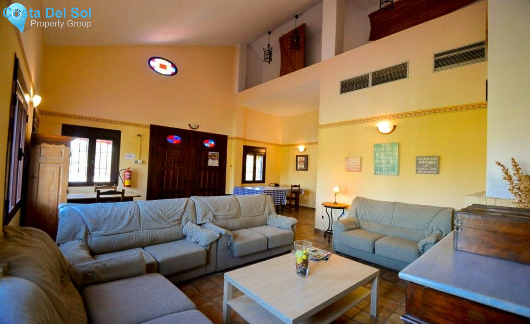Hotel in Guaro-1147652