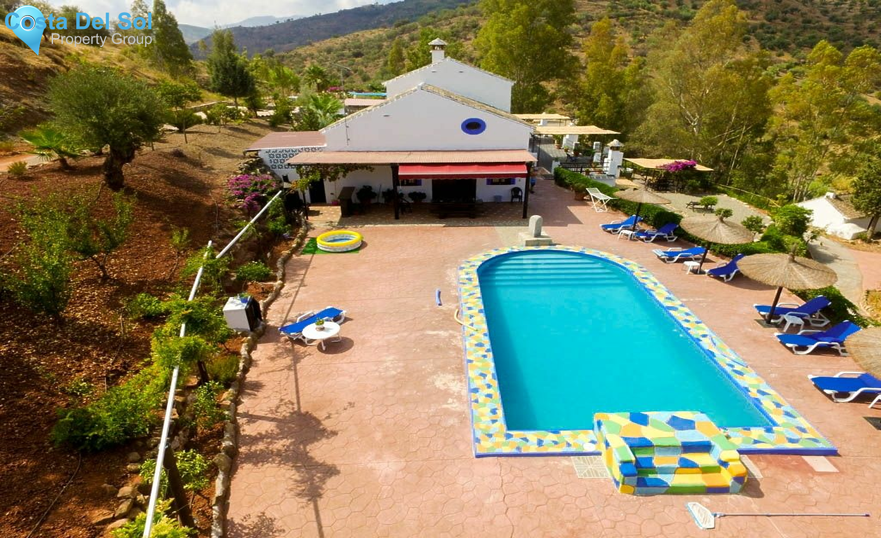 Hotel in Guaro-1147639