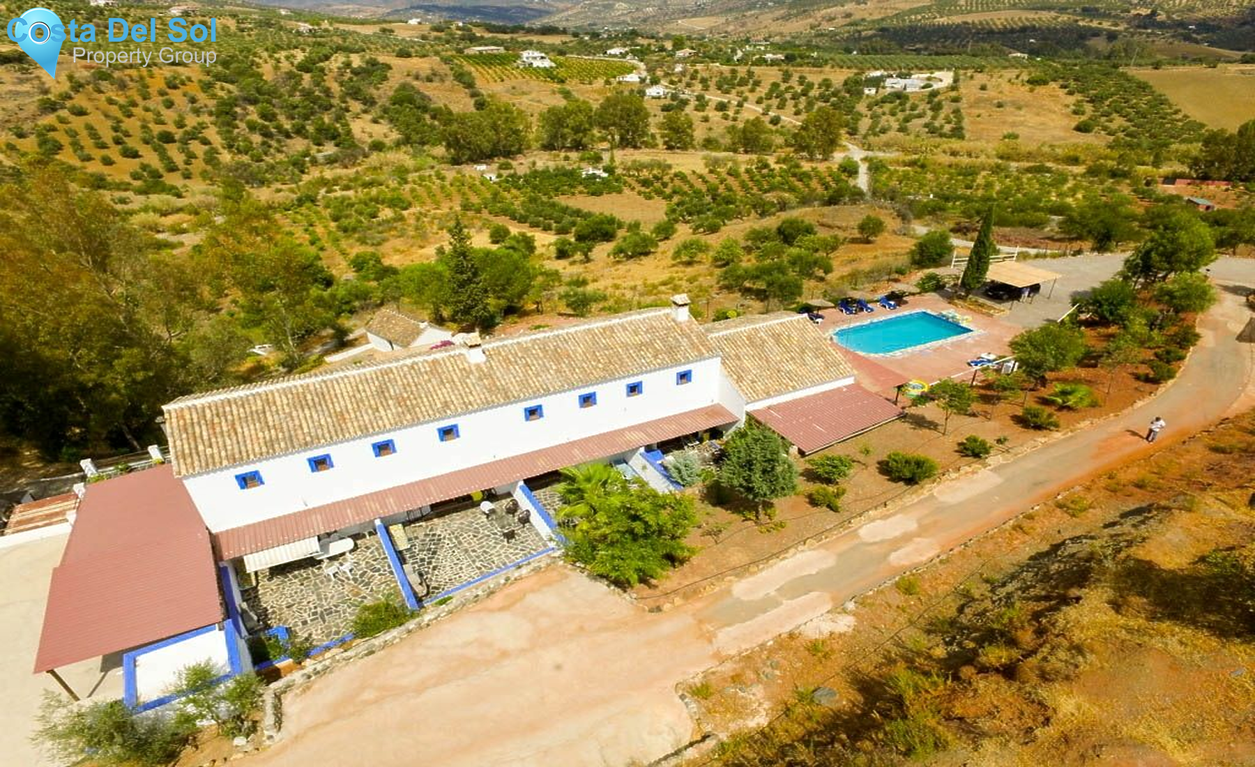 Hotel in Guaro-1147640