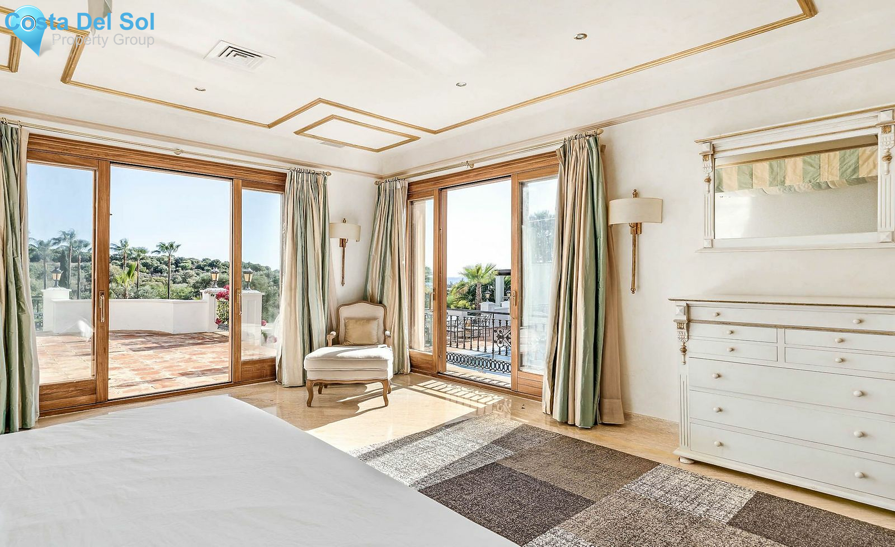 Detached Villa in Benahavís-1393365