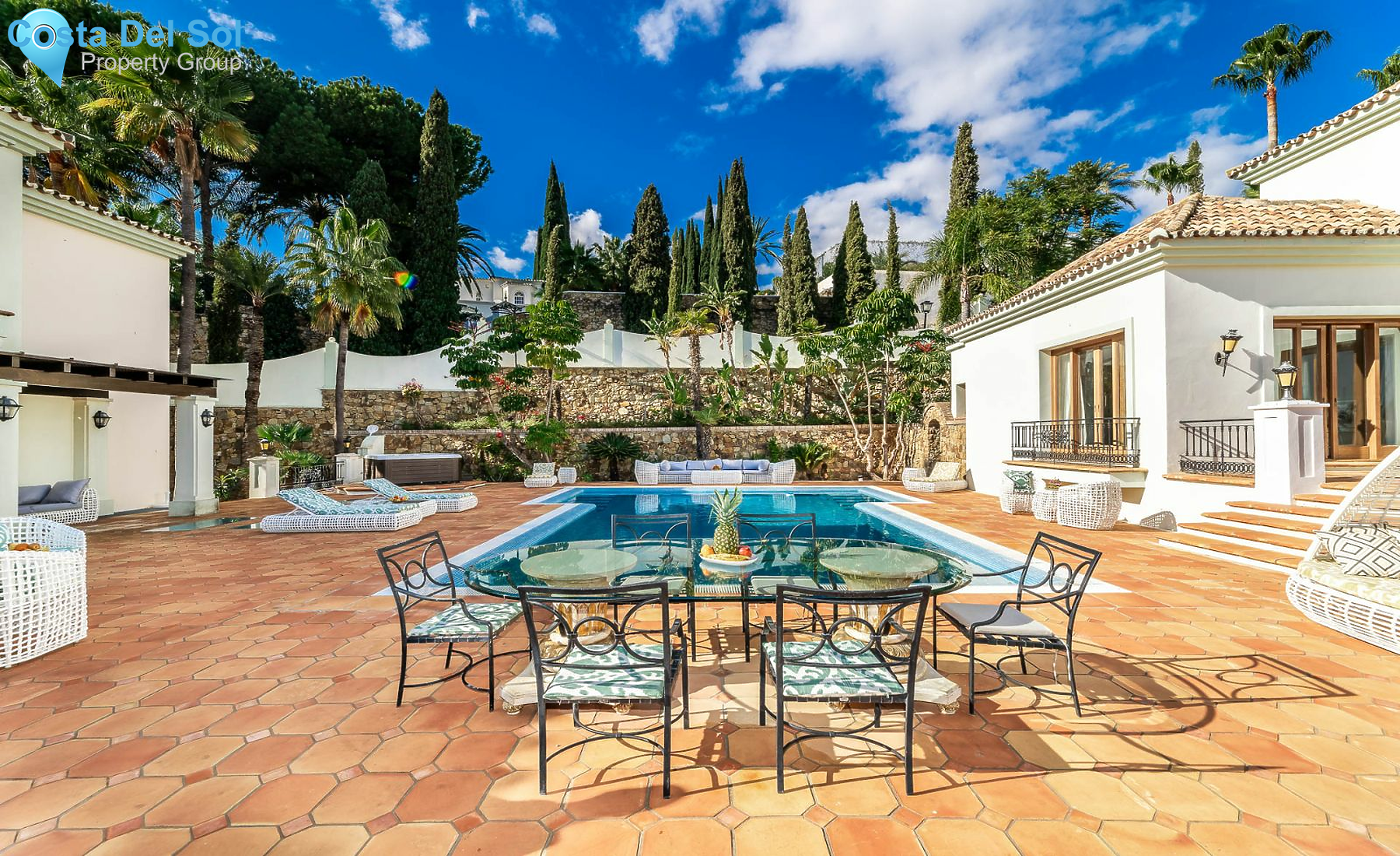 Detached Villa in Benahavís-1394418