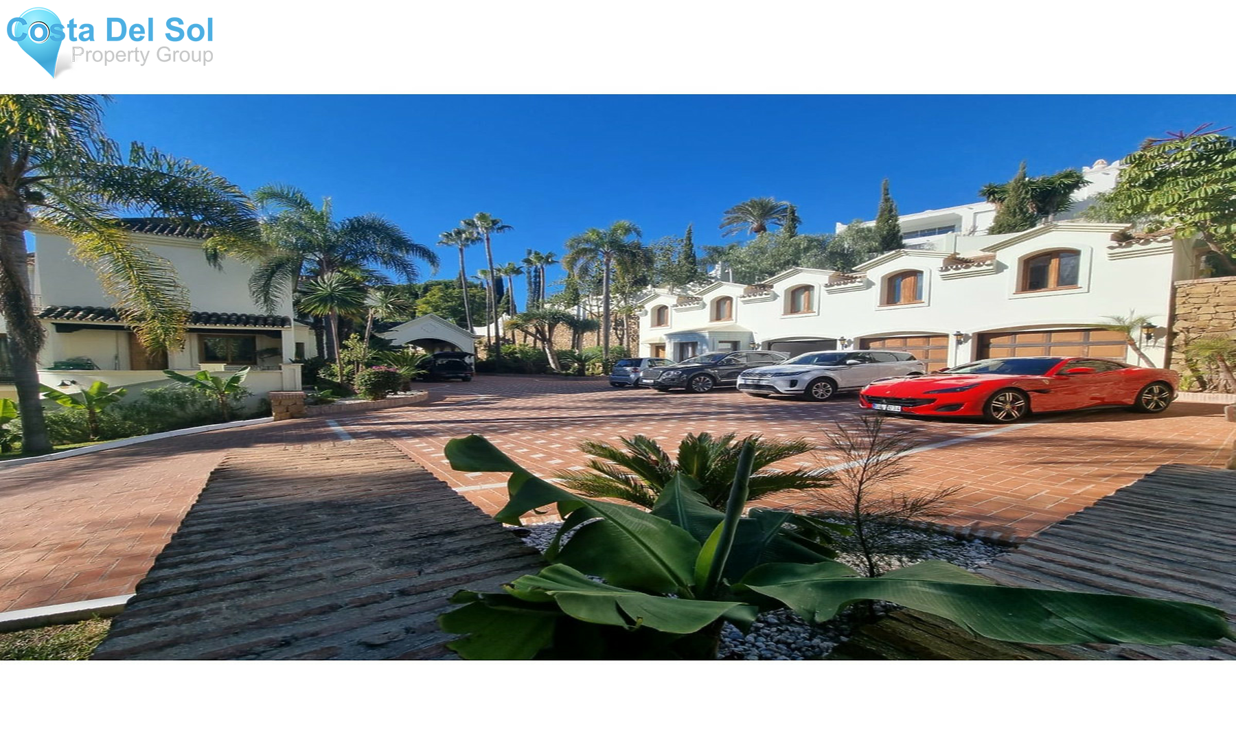 House in El Paraiso-1523420