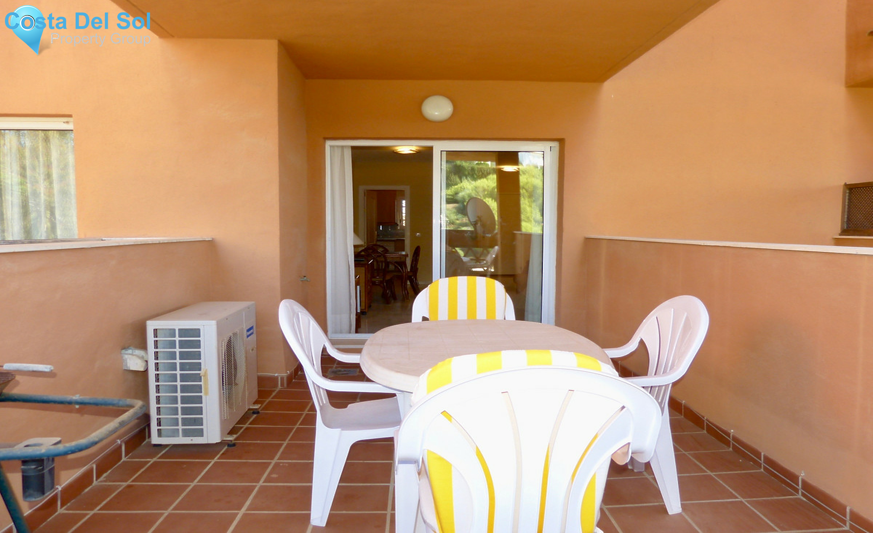 Middle Floor Apartment in Reserva de Marbella-1235006