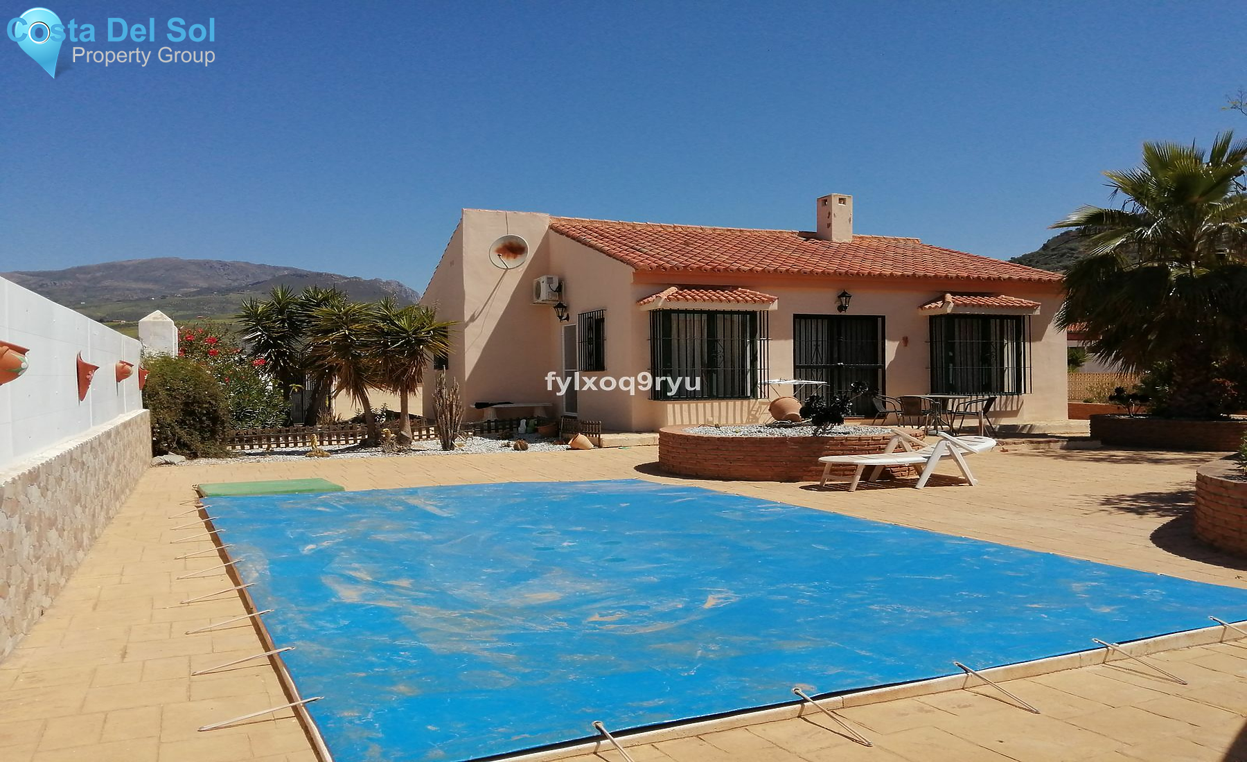 Bungalow in Alcaucín-1144397