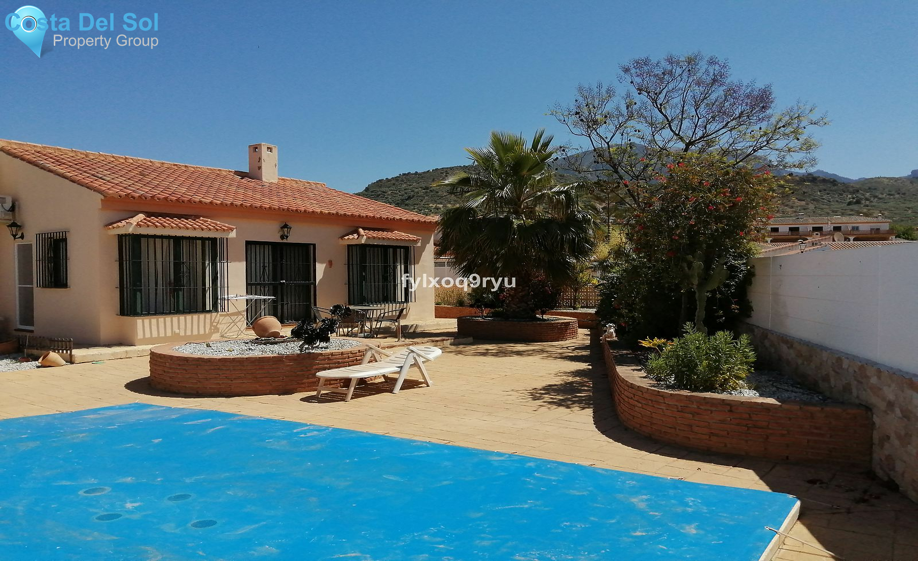 Bungalow in Alcaucín-1144398