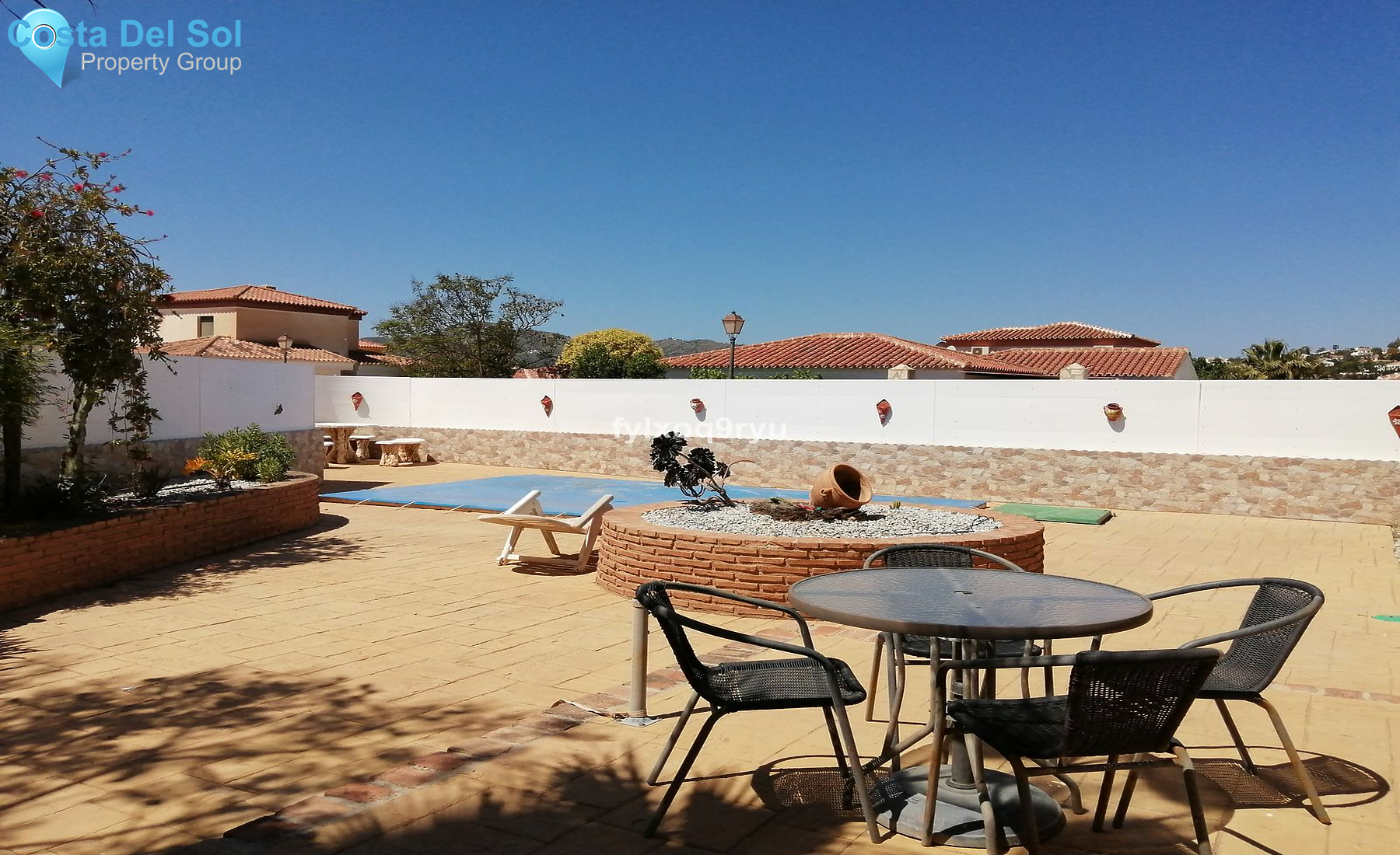 Bungalow in Alcaucín-1144399