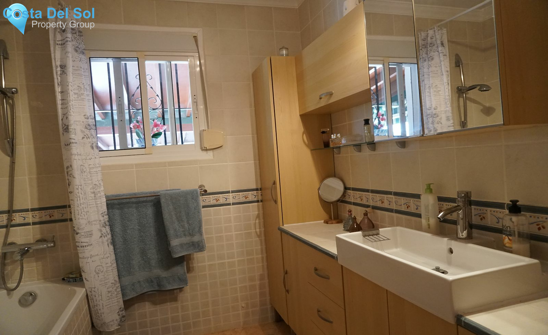 Detached Villa in Alcaucín-1229329