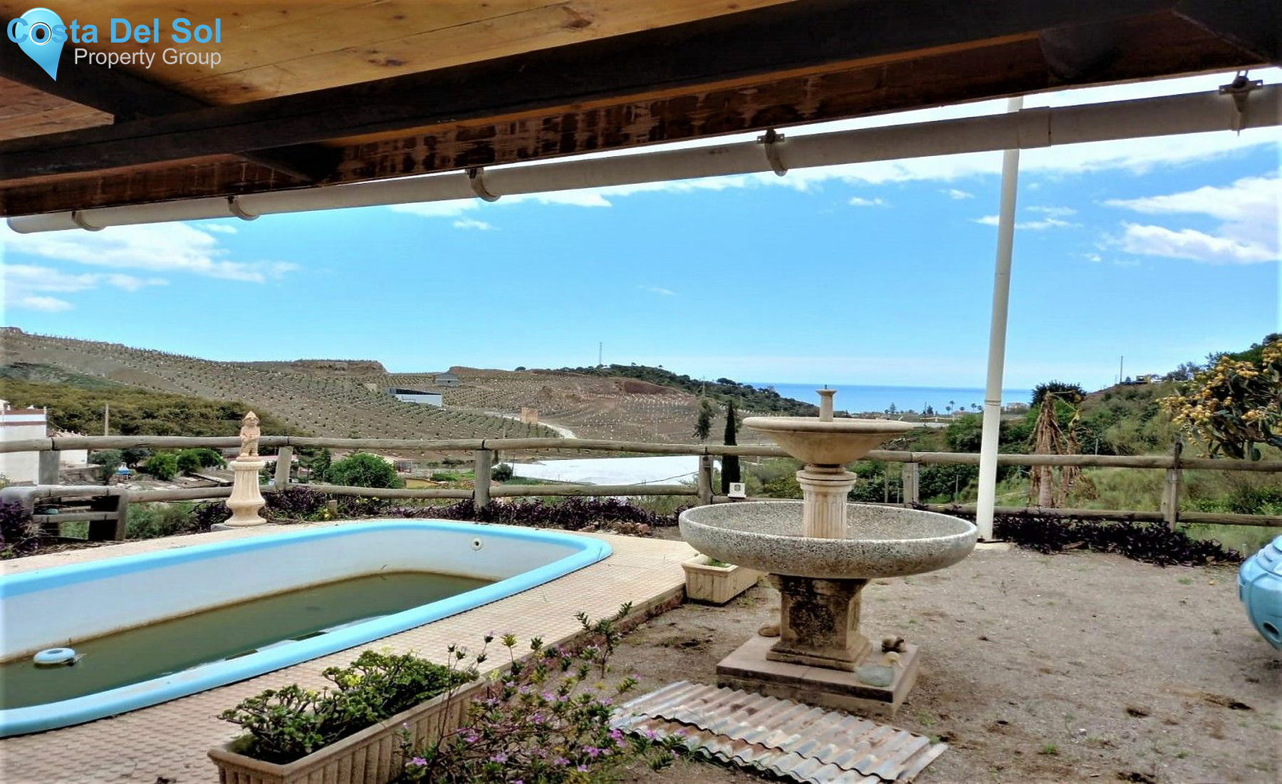 Detached Villa in Almayate