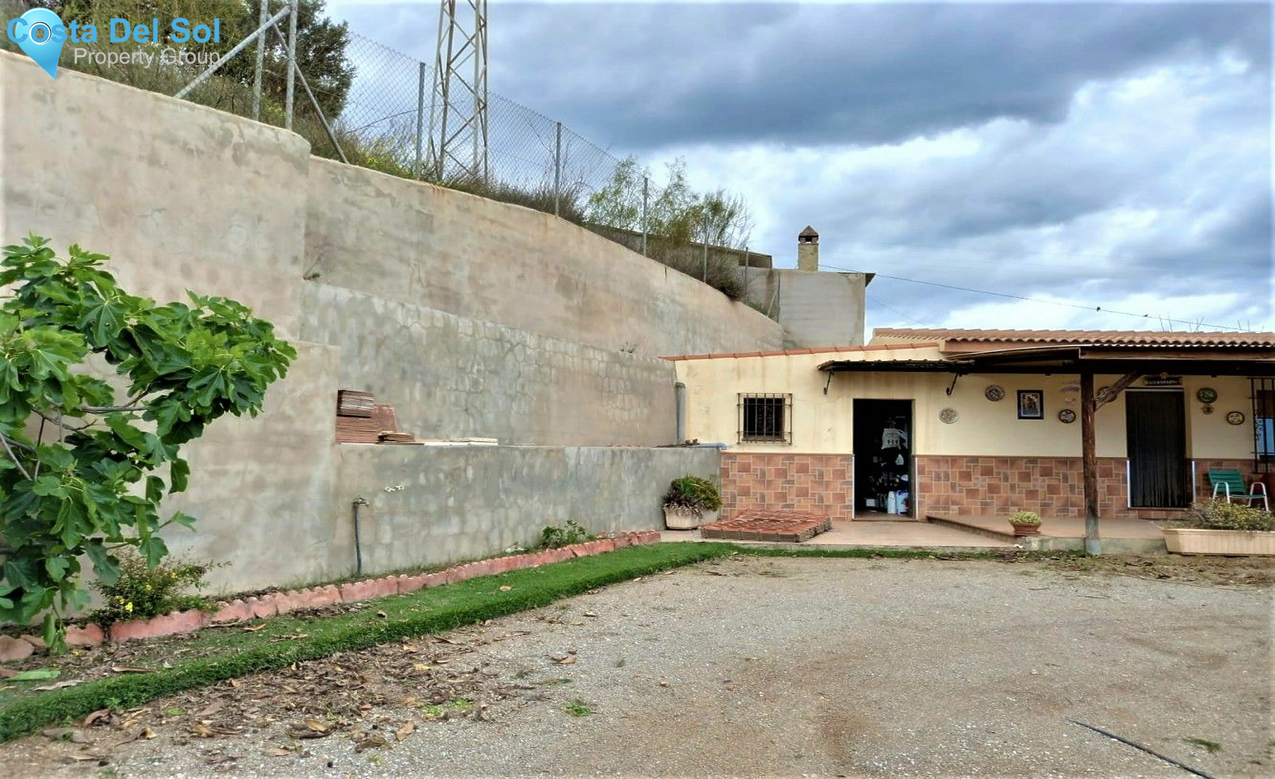 Detached Villa in Almayate-1150634