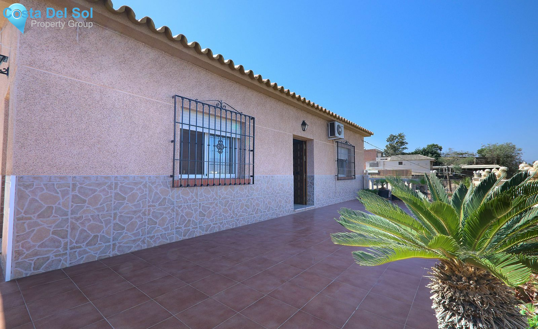 Detached Villa in Almayate