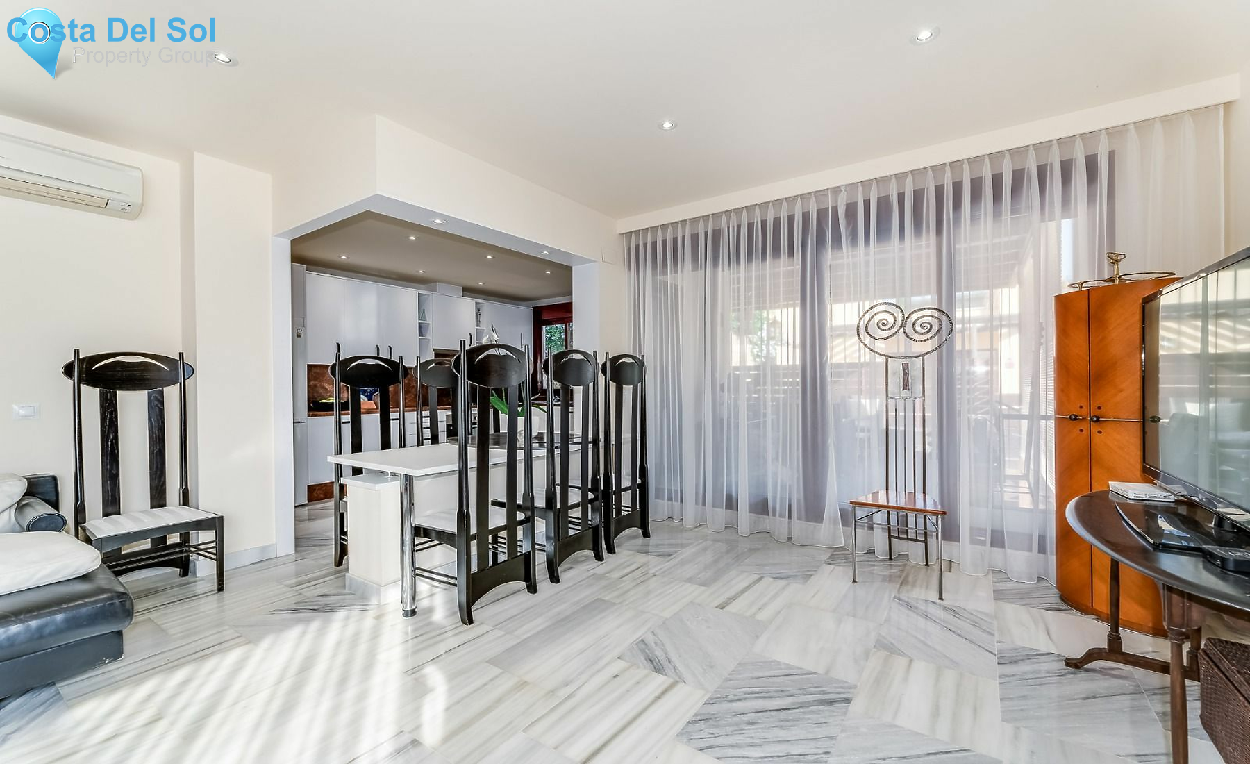 Detached Villa in Benahavís-1193656