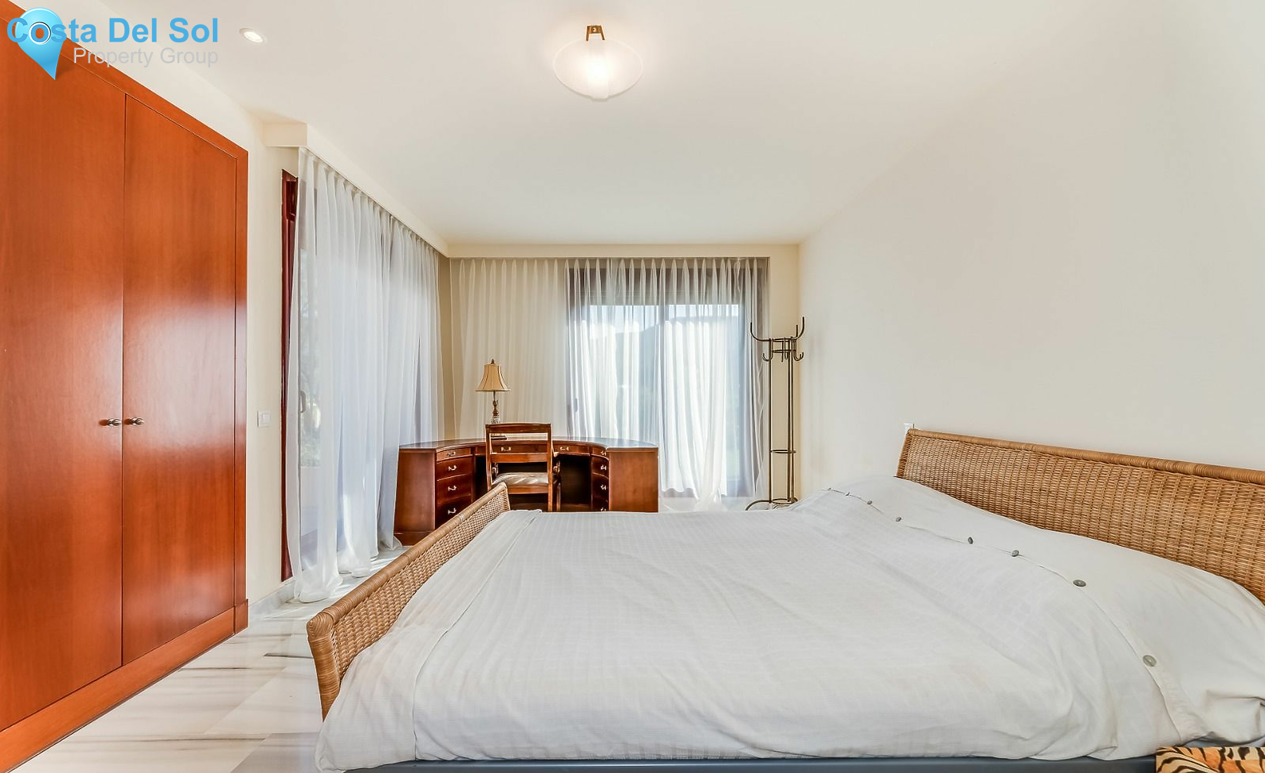 Detached Villa in Benahavís-1193658