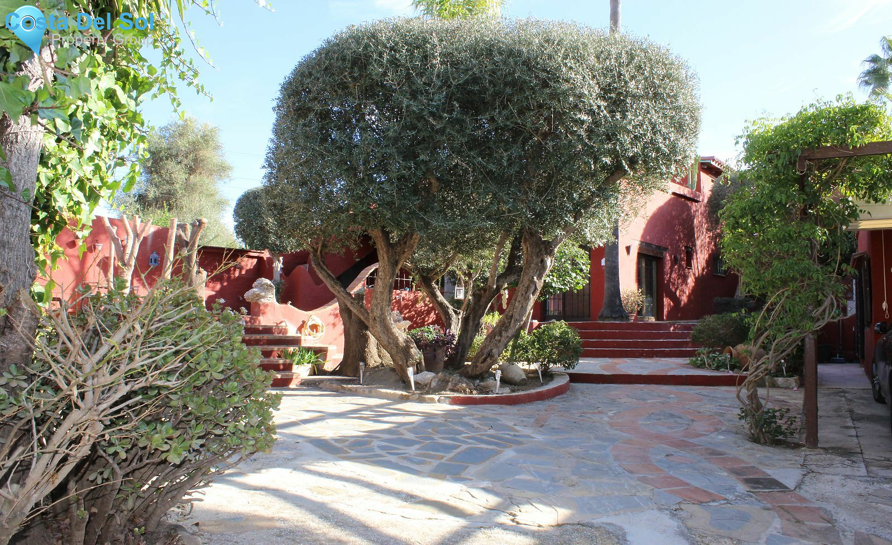 Detached Villa in Elviria-1529942